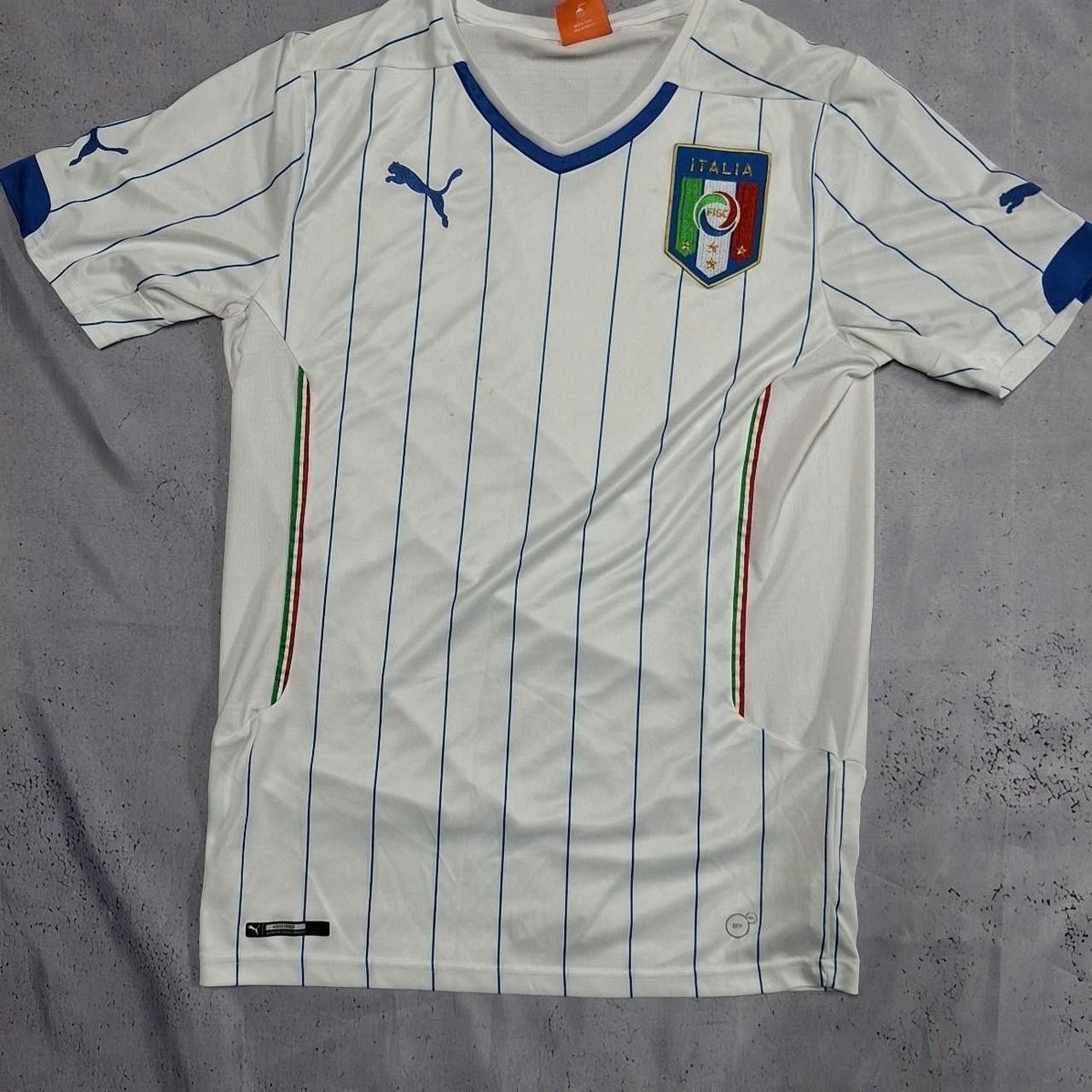 Puma Italy 2012/13 Puma home football shirt #Italy #Football Size US M / EU 48-50 / 2 - 1 Thumbnail