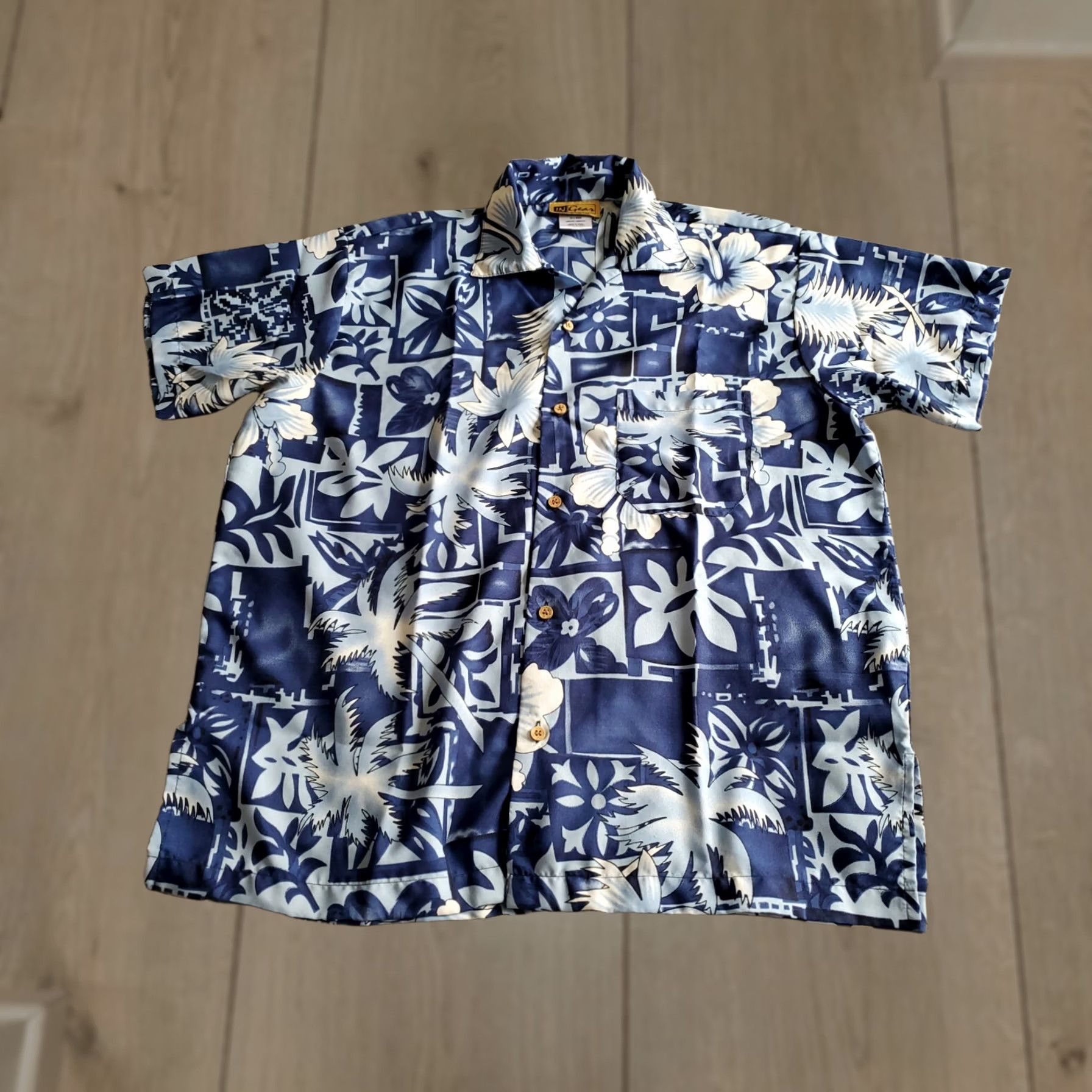 Vintage In-Gear Hawaiian Flowered Button-Up Shirt Short Sleeve M Blue Men's Size US M / EU 48-50 / 2 - 1 Thumbnail