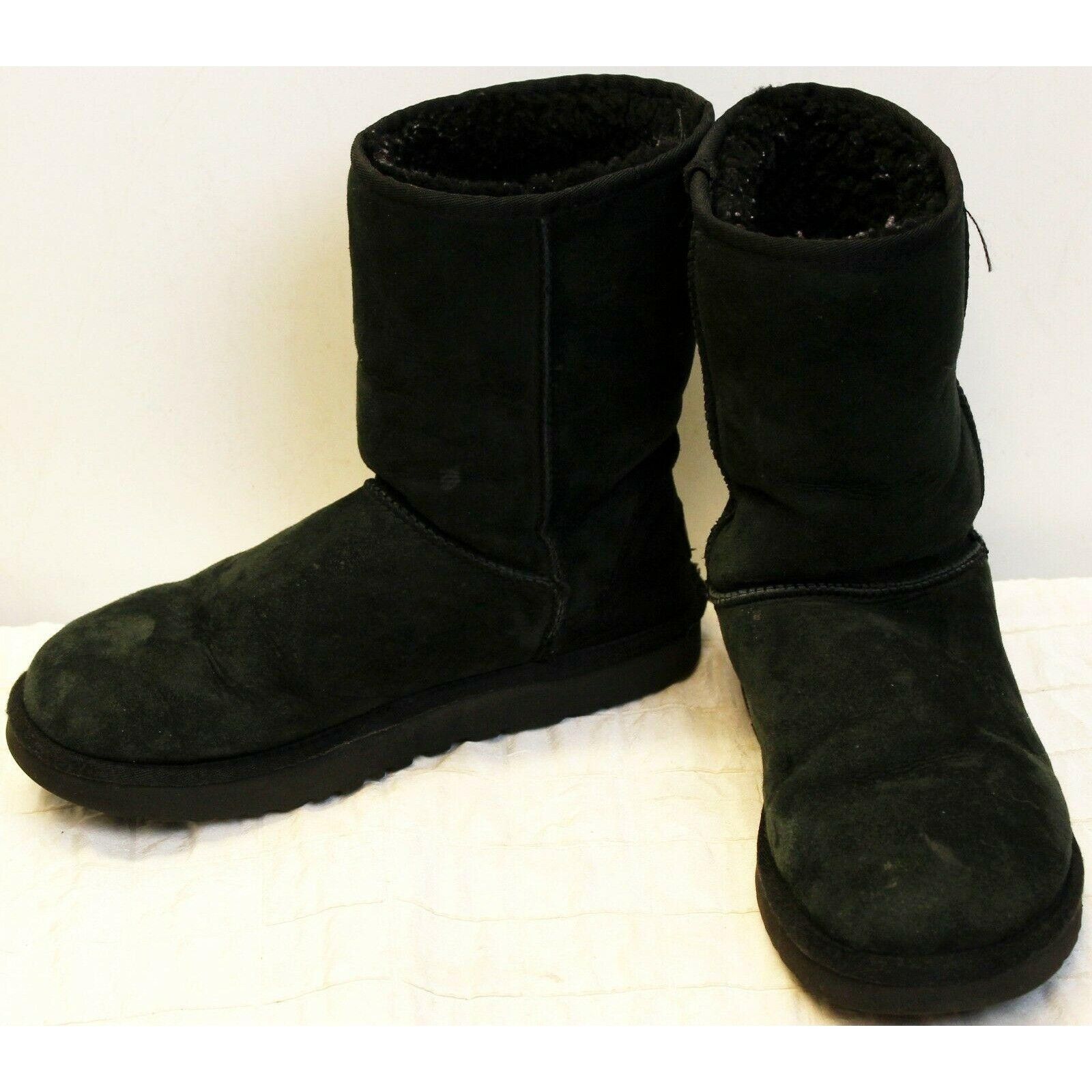 Ugg UGG Black Classic Short Boots Women's Sz 10 Suede Sheepskin Size US 10 / IT 40 - 1 Thumbnail