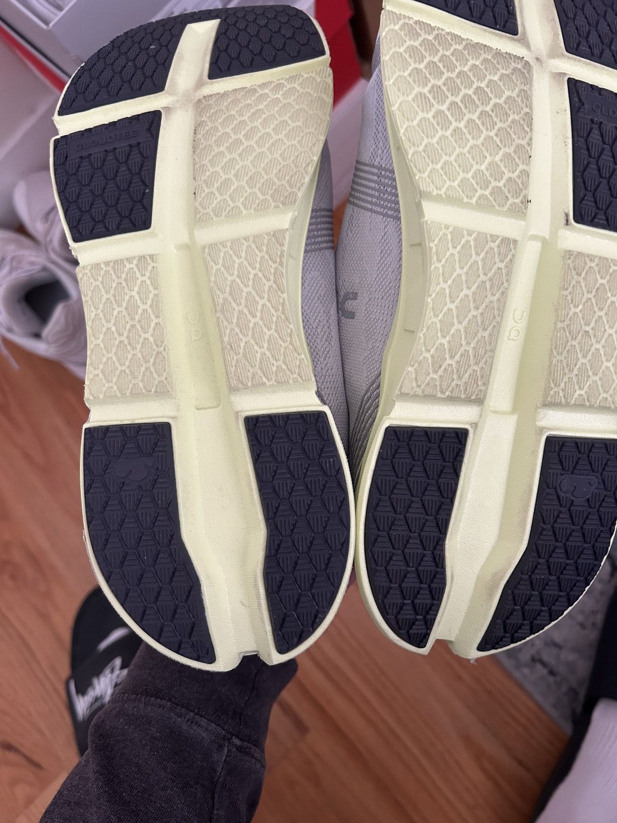 On On cloud cloudgo size 12 worn 1x Size US 12 / EU 45 - 3 Thumbnail