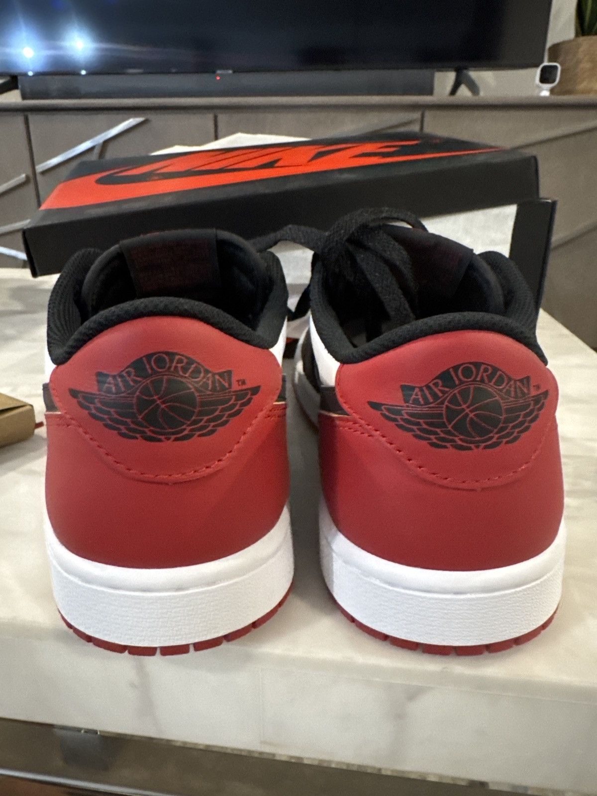 Nike Air Jordan 1 Retro low OG Size US 8.5 / EU 41-42 - 7 Thumbnail