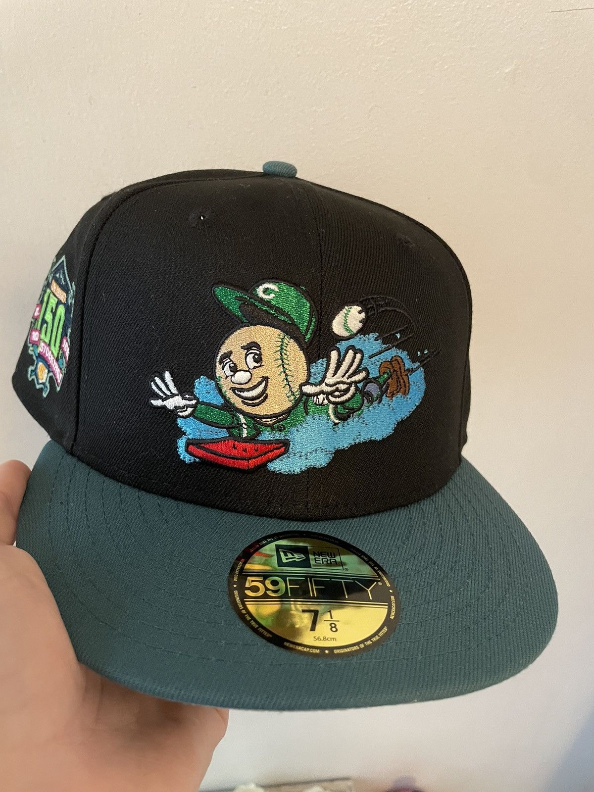 image of Myfitteds Cincinnati Reds 150Th Anniversary Luigi Mansion In in Black, Men's