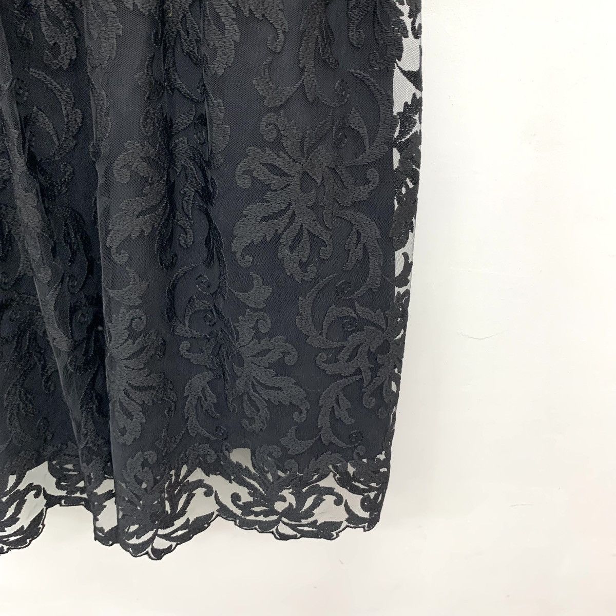 Pinko Pinko Black Lace Floral Embroidery Short Sleeve Dress K26WX Size S / US 4 / IT 40 - 5 Thumbnail