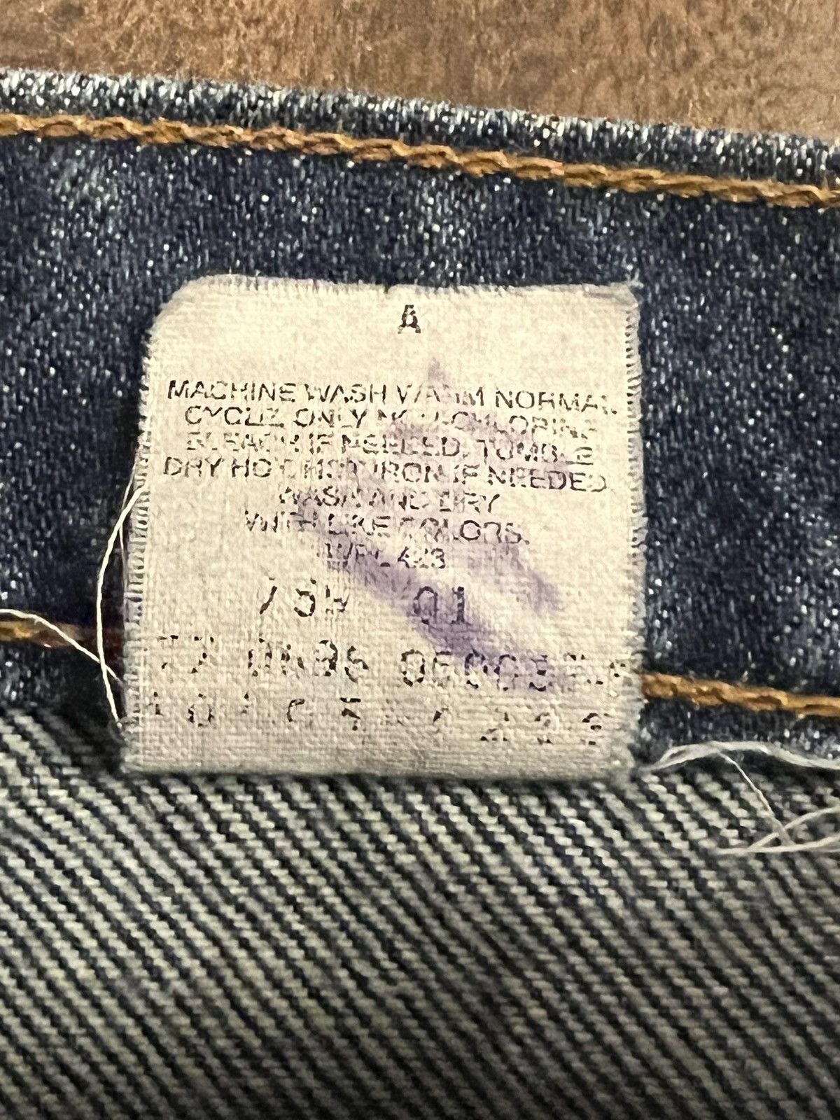 Levi's Vintage Clothing Levi’s 505 Regular Fit Straight Leg Orange Tab 90’s Vintage Size US 30 / EU 46 - 6 Thumbnail