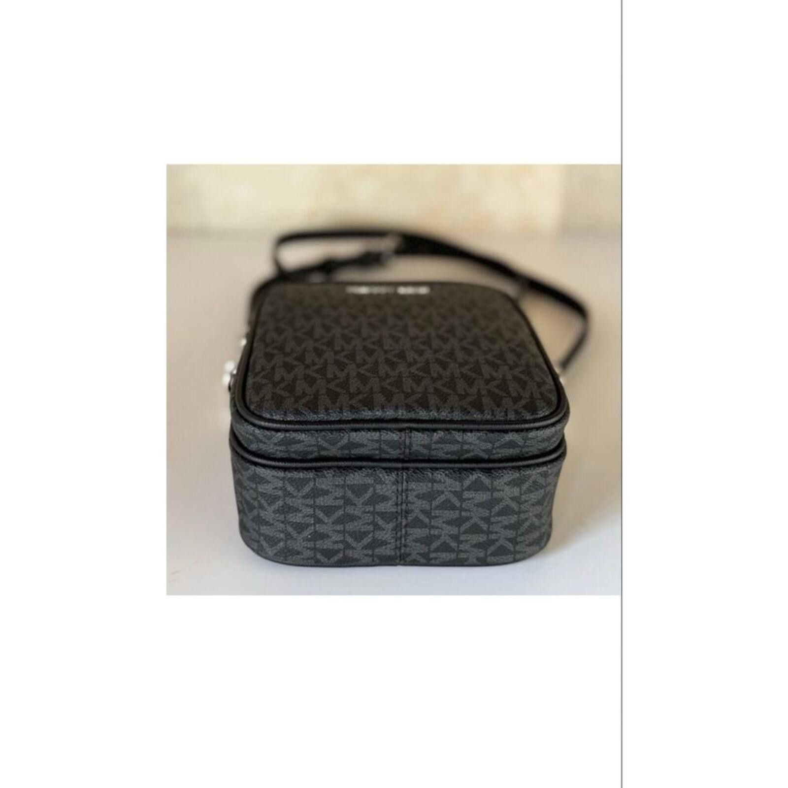Michael Kors Michael Kors Black Monogram Jet Set Travel Crossbody Bag Size ONE SIZE - 3 Thumbnail