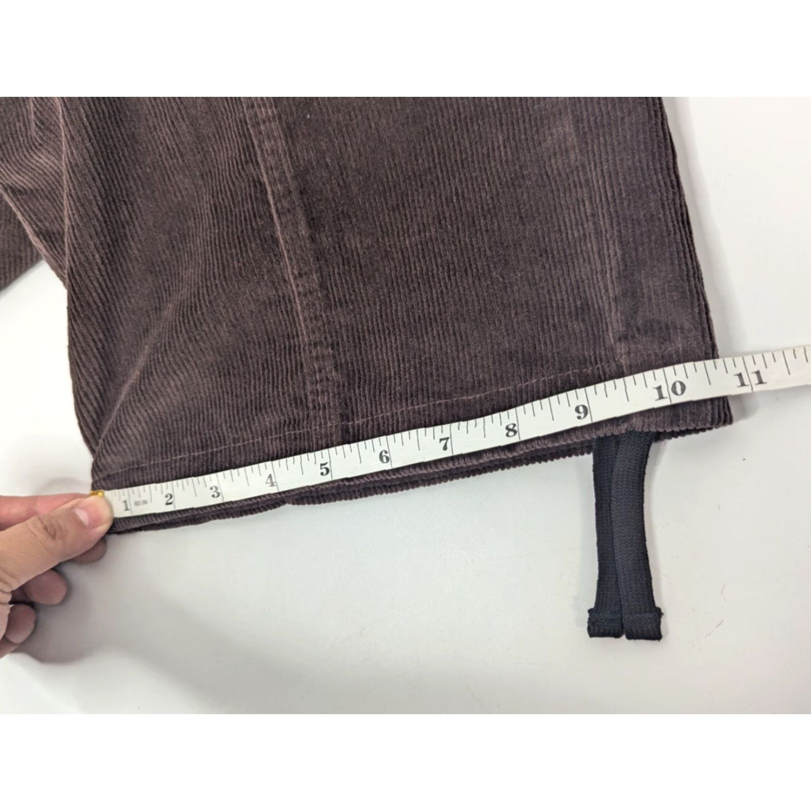 The North Face The North Face Brown Corduroy Cargo Pants Womens Size 12 Wide-Leg Utility Gorpcore Capri Folded Stretch Cotton Elastane Logo Pockets Fall Winter Mens? Size 34" / US 12 / IT 48 - 7 Thumbnail