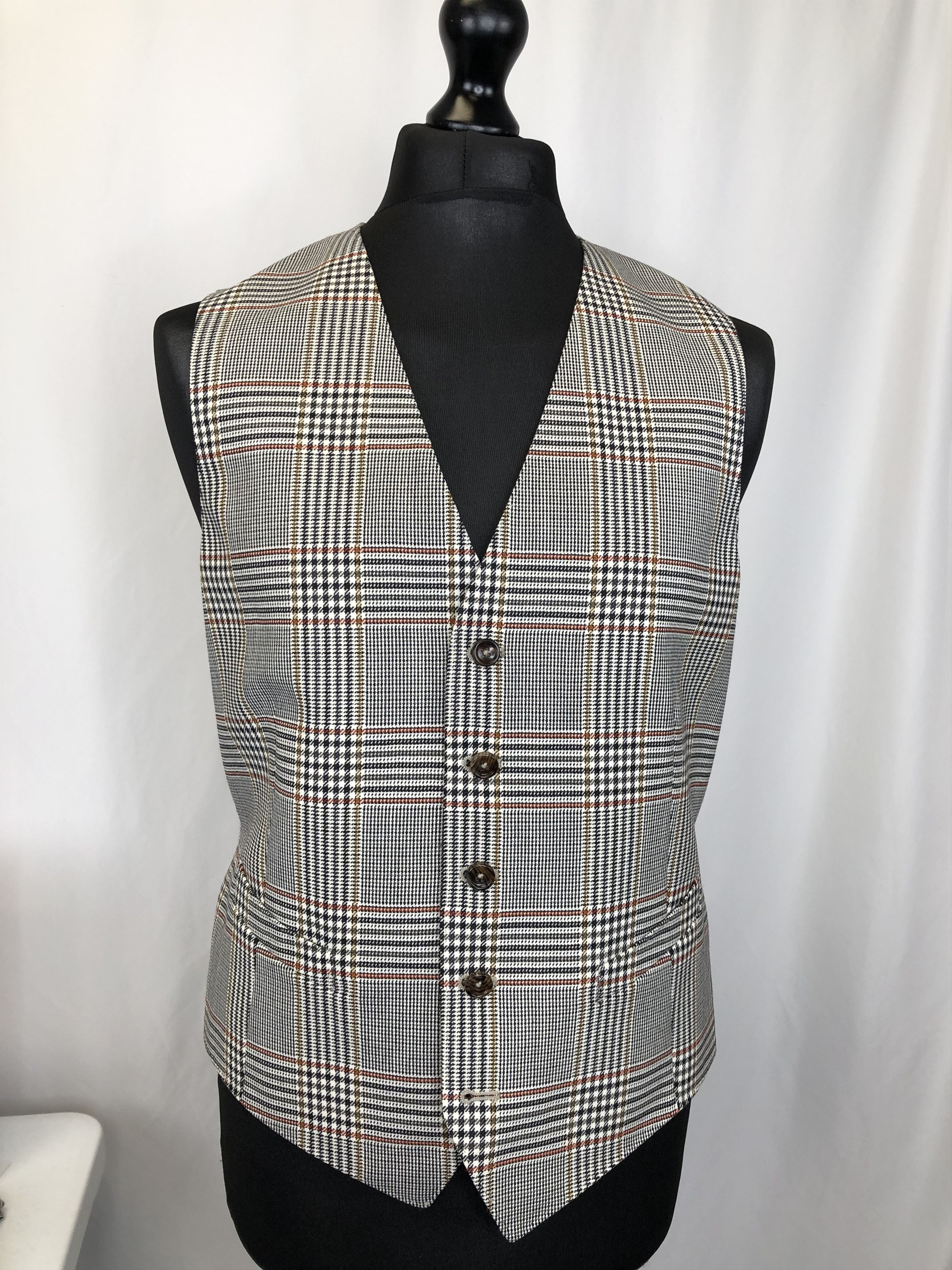Gucci Gucci Men's 3 Piece Suit Size 50R - 8 Thumbnail