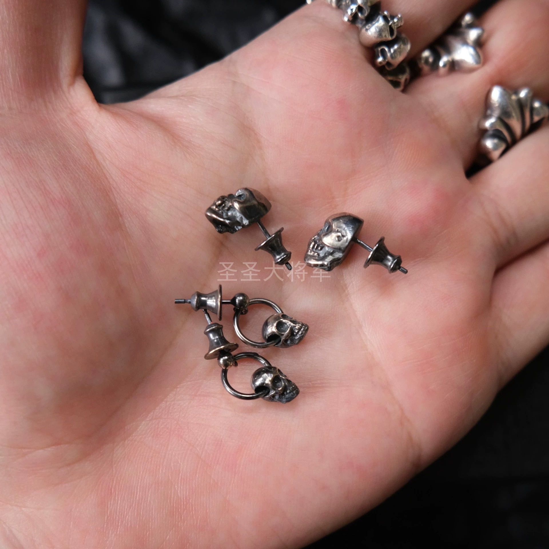 Chin Teo Chin Teo Distressed Skull Silver Earrings Pair Size ONE SIZE - 5 Thumbnail