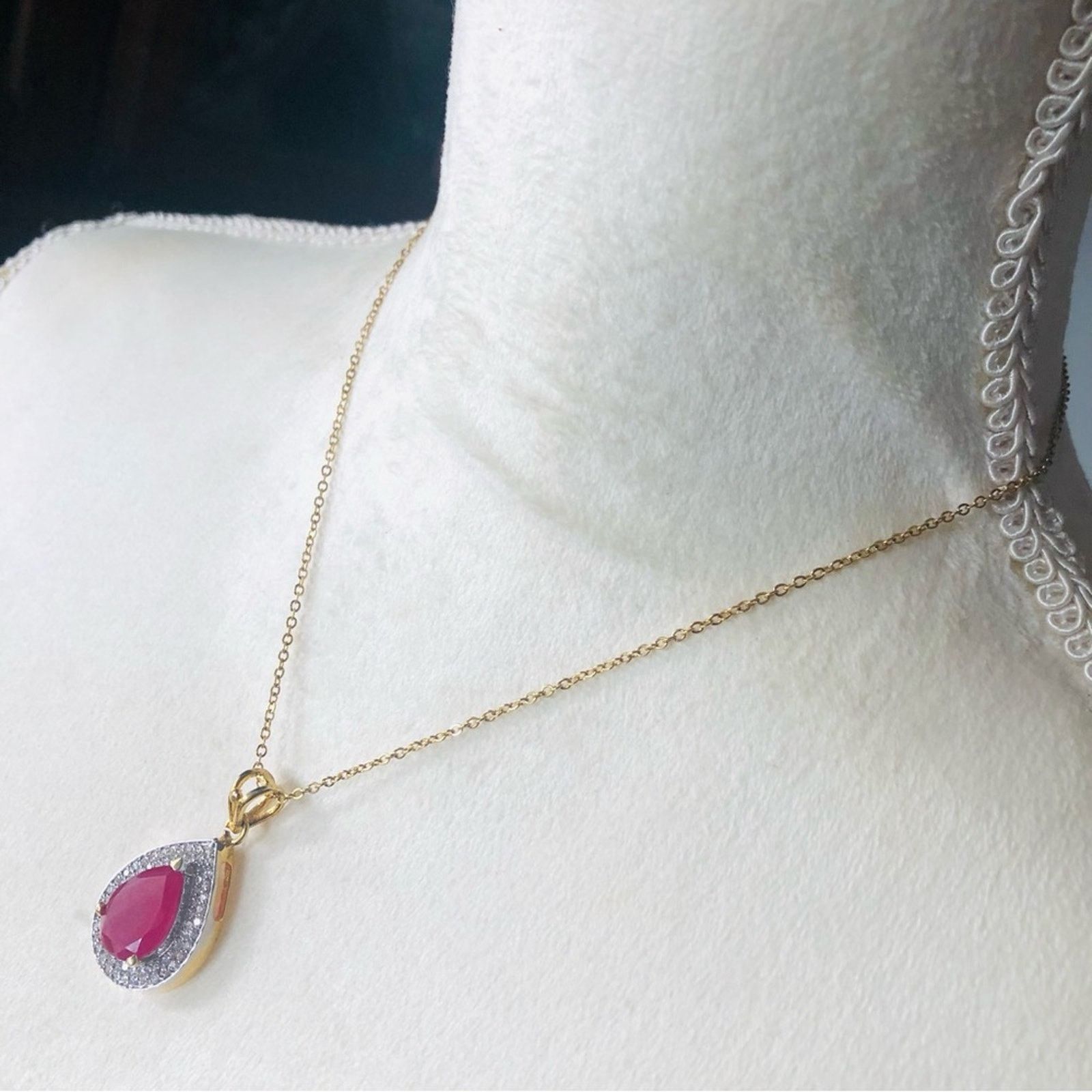 Vintage Teardrop natural oriental ruby cz halo gold vermeil pendant Size ONE SIZE - 9 Thumbnail