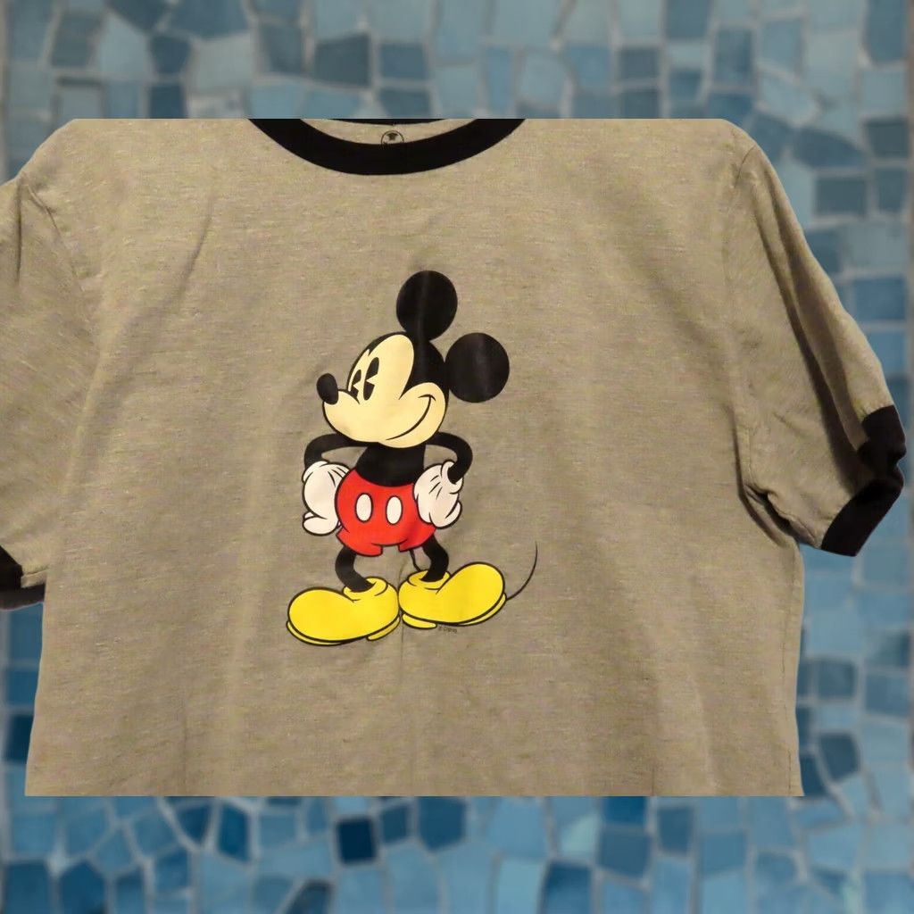 Disney Disney Shirt Women Medium Mickey Mouse Gray Crew Neck Short Sleeve Cotton Graphic Tee Disney Store Size M / US 6-8 / IT 42-44 - 1 Thumbnail