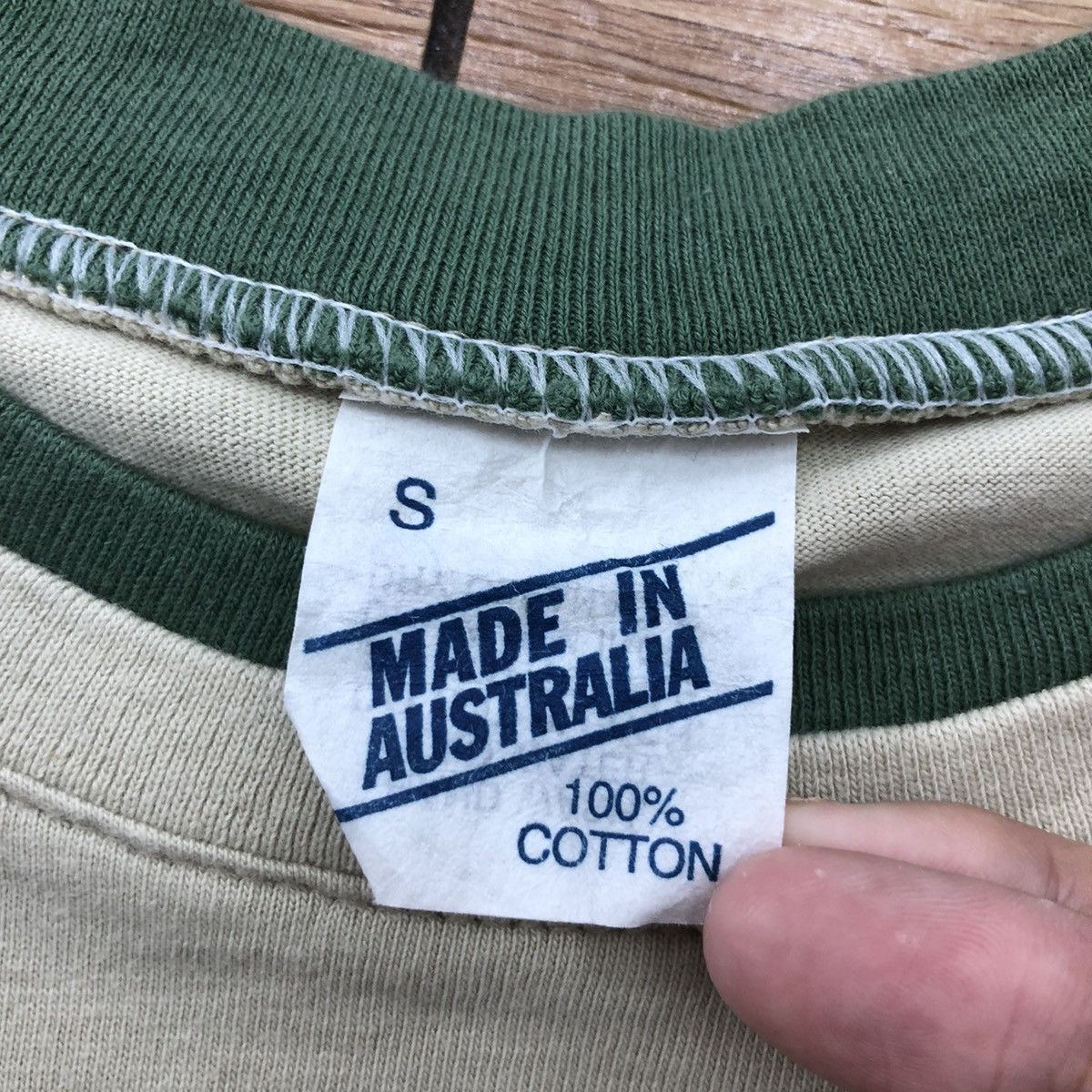 Vintage Vintage 90s Fremantle Australia Tee Shirt Classic Australia Size US S / EU 44-46 / 1 - 5 Thumbnail