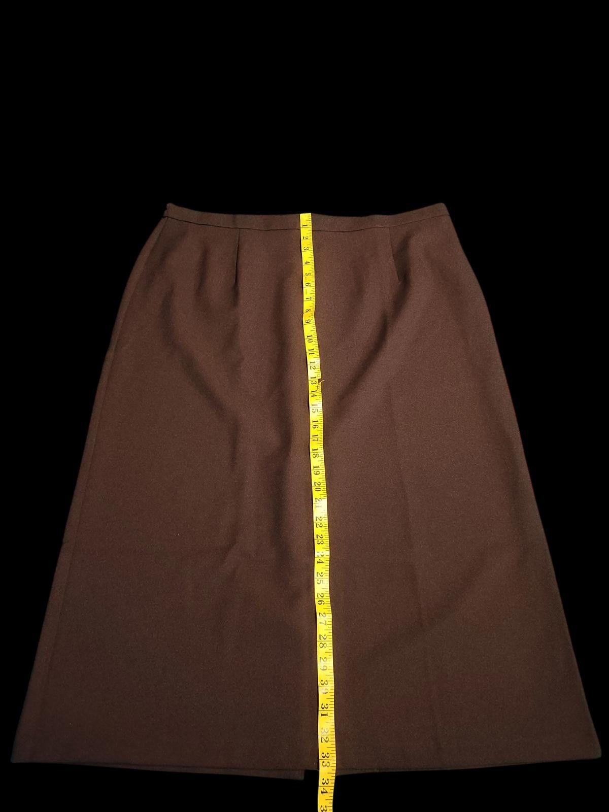 Designer Vintage 24K Brown Two-Piece Skirt (20)and Vest (24W) Set Size 3XL / US 20-22 - 4 Thumbnail