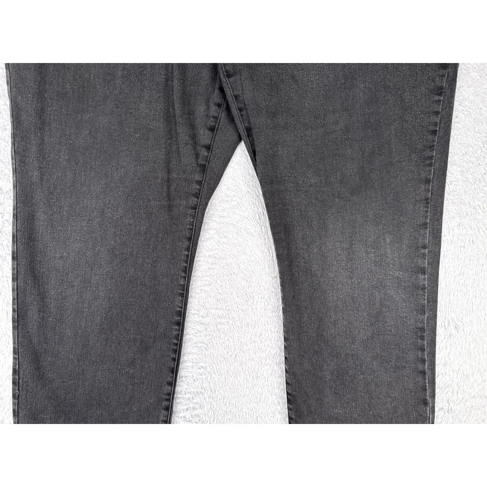Style & Co Style & Co Jeans Womens 18W Black Capri Stretch Denim Plus Size Pants Size 40" / US 18 - 3 Thumbnail