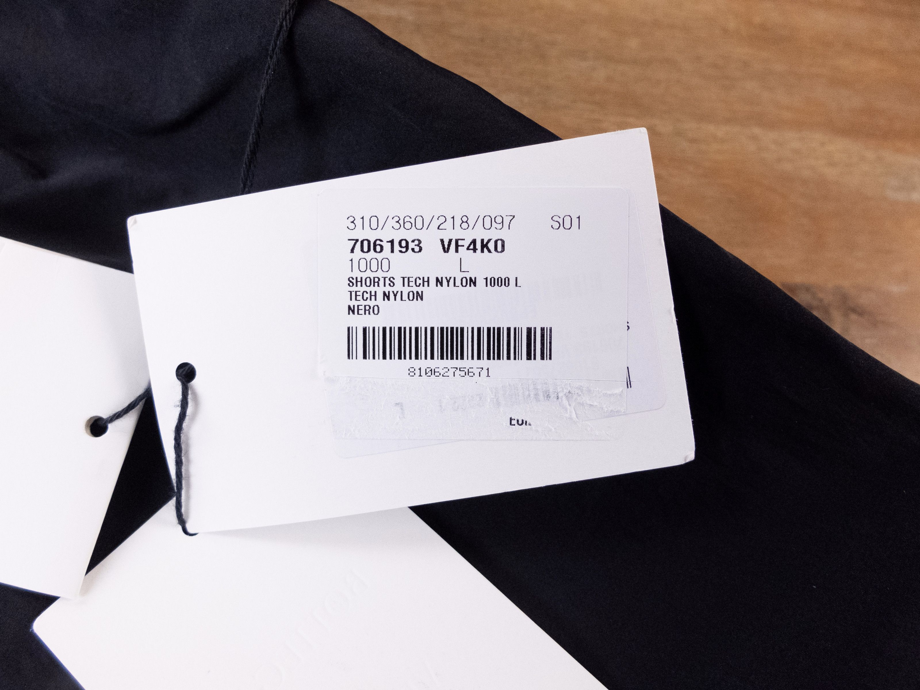 Bottega Veneta BOTTEGA VENETA black nylon bermuda track shorts Large q Size US 34 / EU 50 - 7 Thumbnail