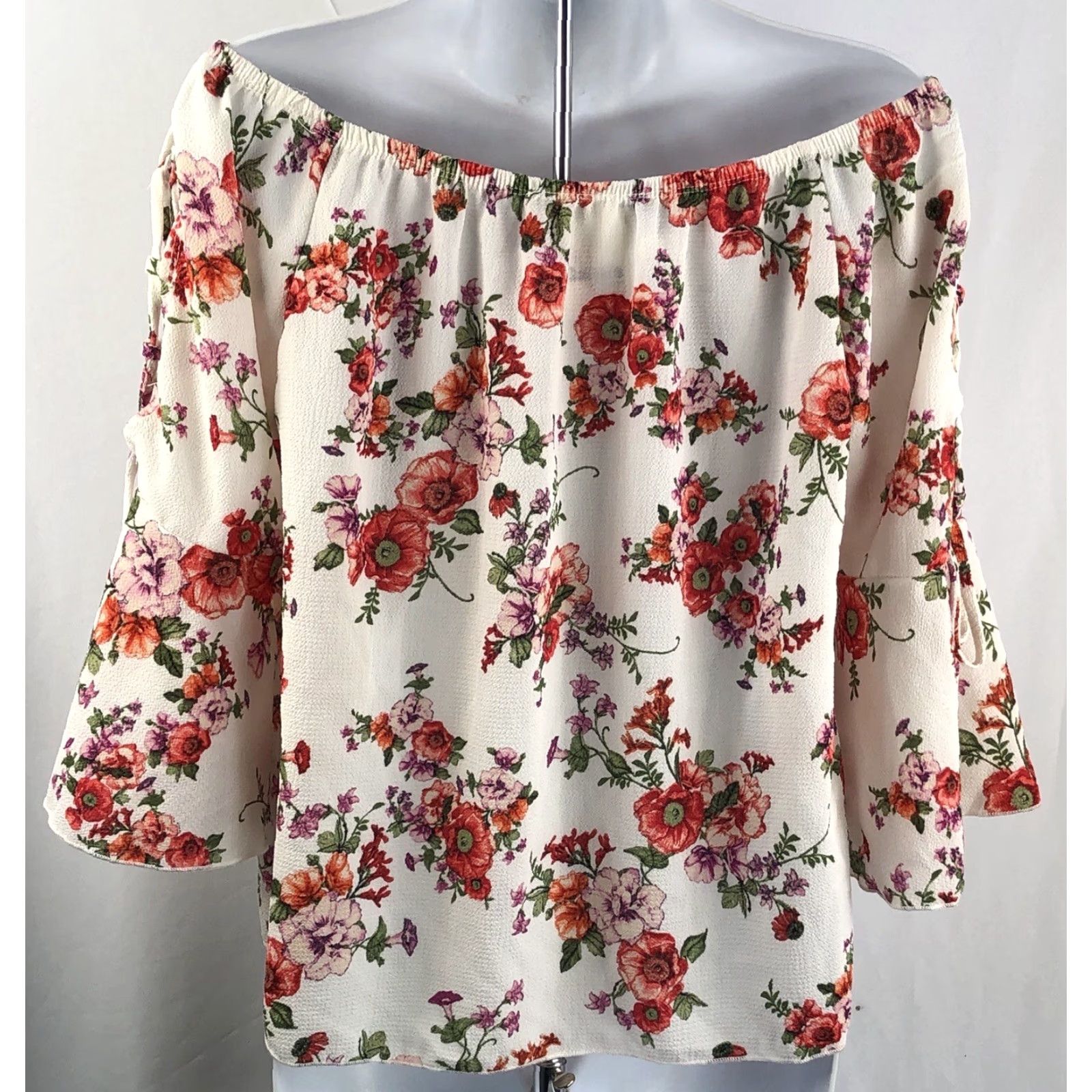 Vintage NWT off shoulder Flowy top L ivory floral LaceUp flutter sleeve Peasant Romantic Size L / US 10 / IT 46 - 4 Thumbnail