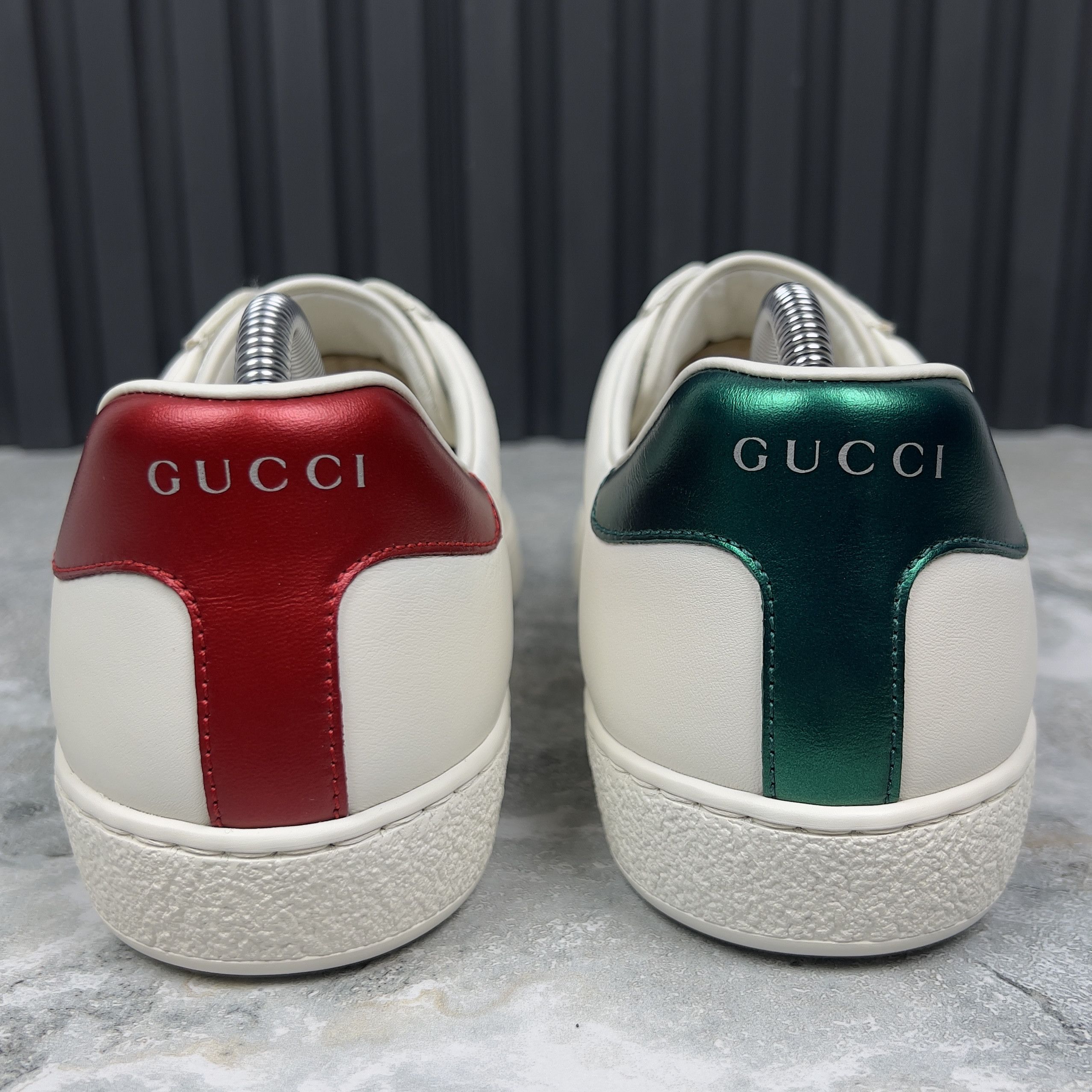Gucci Gucci Ace Low Top Sneakers Leather Red Green Logo Size US 8.5 / EU 41-42 - 10 Thumbnail