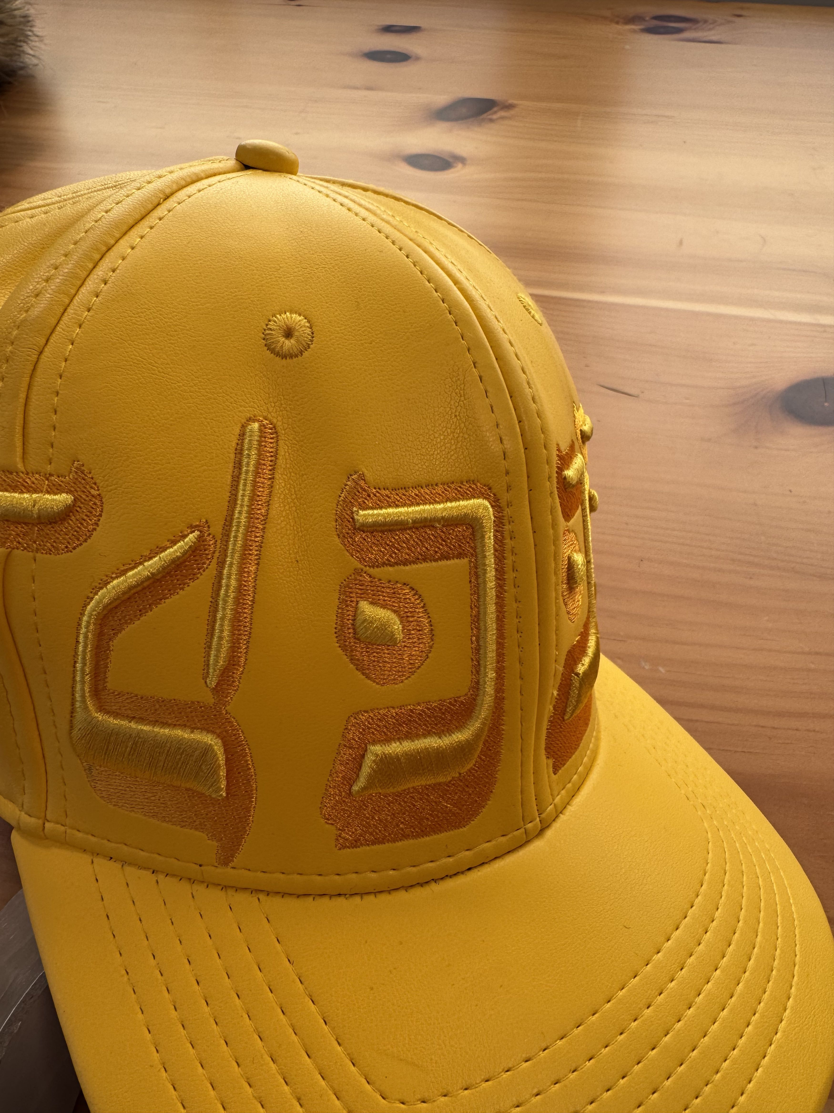 murd333r.fm 1/1 Sample size 7 3/4 Murder FM Leather fitted hat Size ONE SIZE - 2 Thumbnail