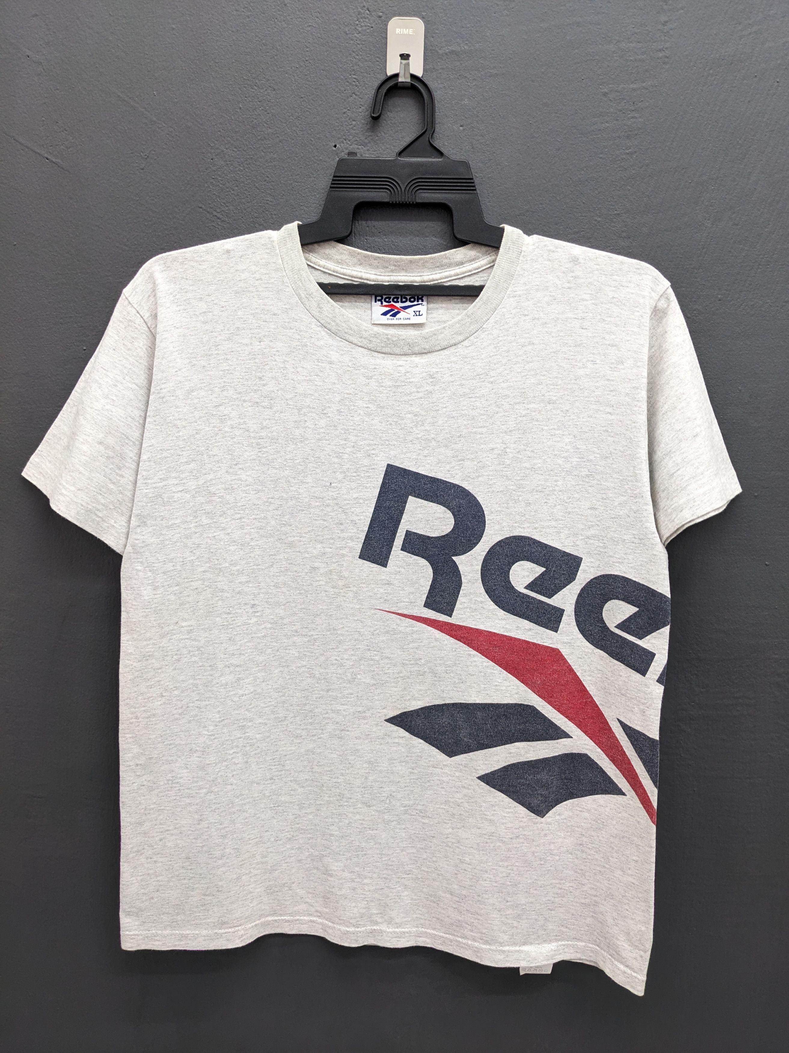 Reebok VINTAGE REEBOK BIG LOGO TSHIRT Size US XL / EU 56 / 4 - 2 Thumbnail