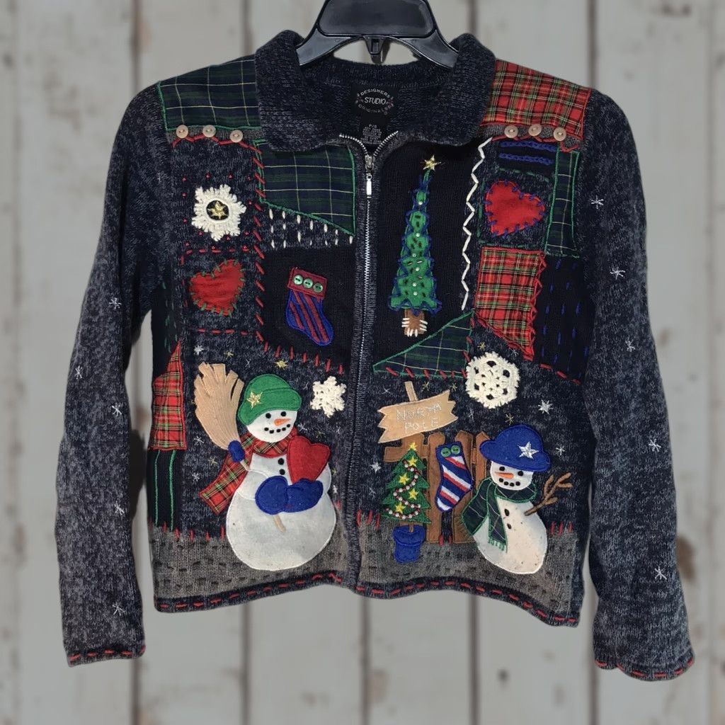Vintage VINTAGE Designers Studio Originals Women's Christmas Cardigan Full Zip Geometric Embroidered Knit Sweater S Fall Winter Size S / US 4 / IT 40 - 1 Thumbnail