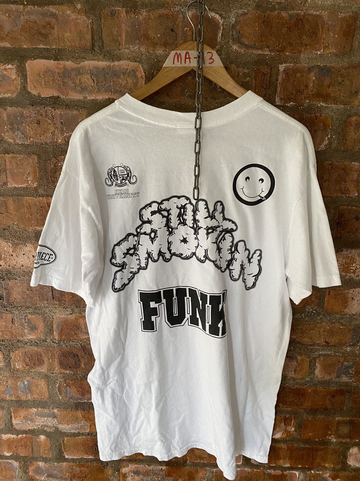 MasterPiece 🔥RARE🔥2002 Masterpiece Mad Hactic Still smoking tee Size US XL / EU 56 / 4 - 7 Thumbnail