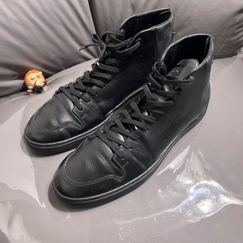 Louis Vuitton Louis Vuitton Black Checkerboard Lace-Up Sneakers 0079 Size US 9.5 / EU 42-43 - 1 Thumbnail