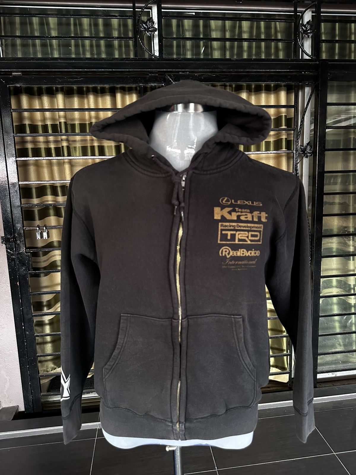 Japanese Brand Lexus Team Kraft International Hoodie Size US M / EU 48-50 / 2 - 2 Thumbnail