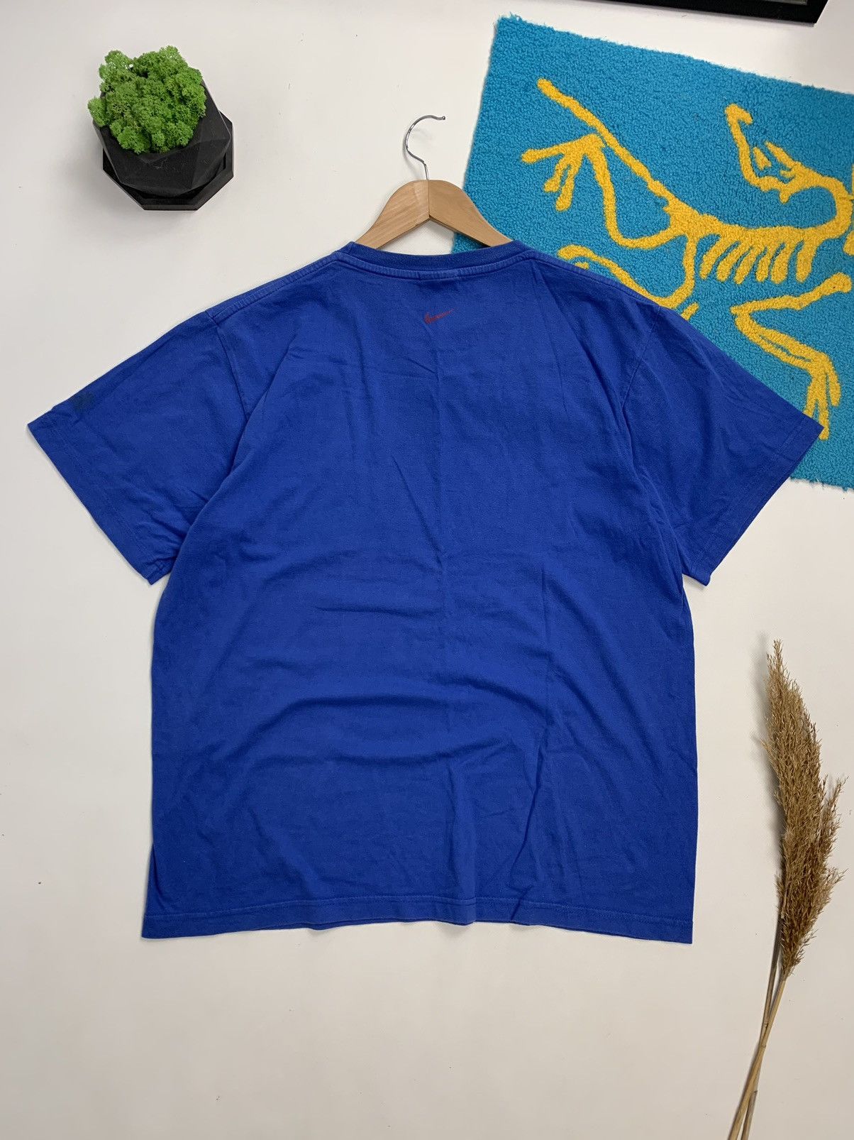 Nike × Vintage Vintage 90’s Nike Football Ball Print T-Shirt Size US L / EU 52-54 / 3 - 6 Thumbnail