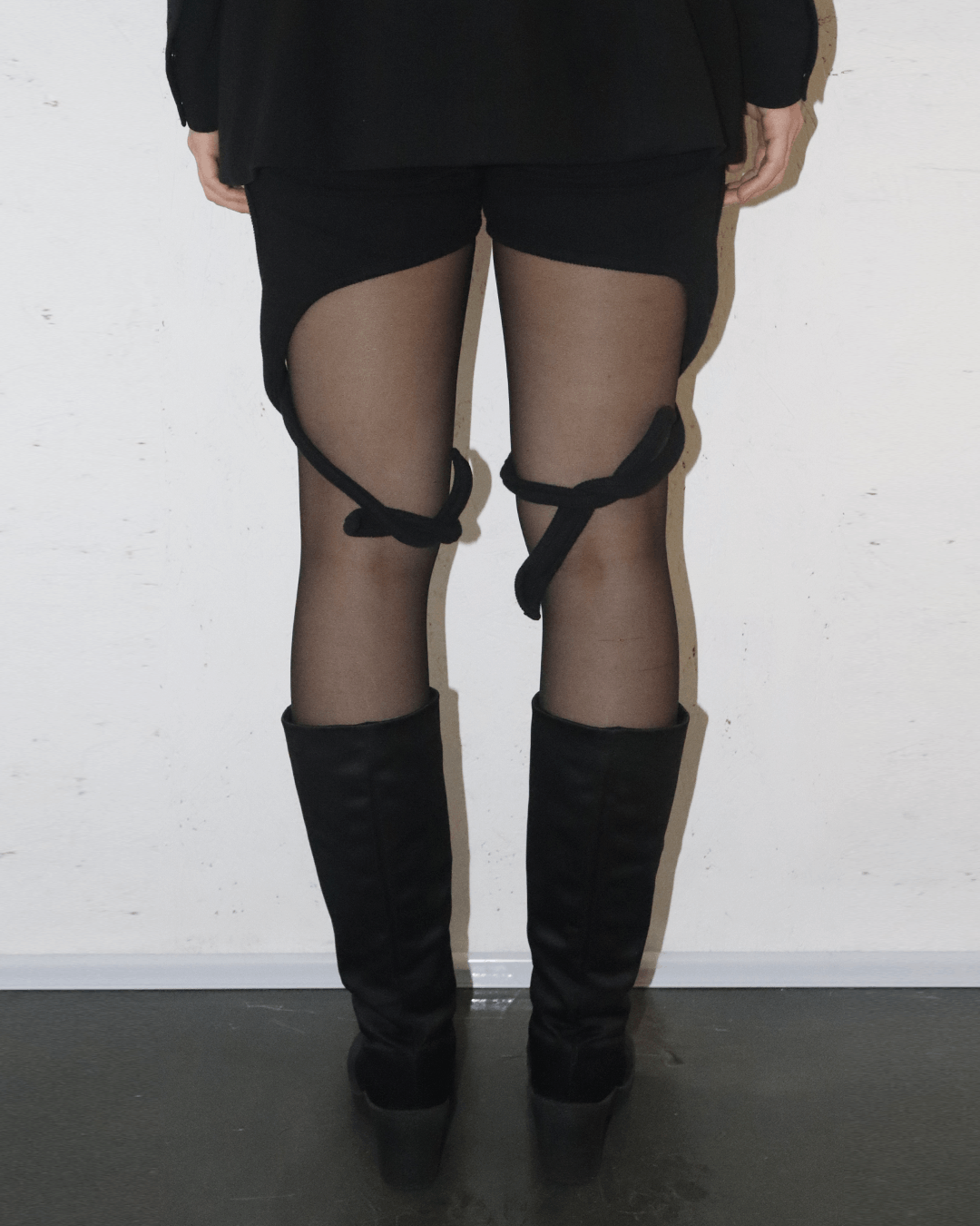 Ottolinger Ottolinger Otto Lounge Wrap Short Black Size 24" / US 00 / IT 34 - 4 Thumbnail