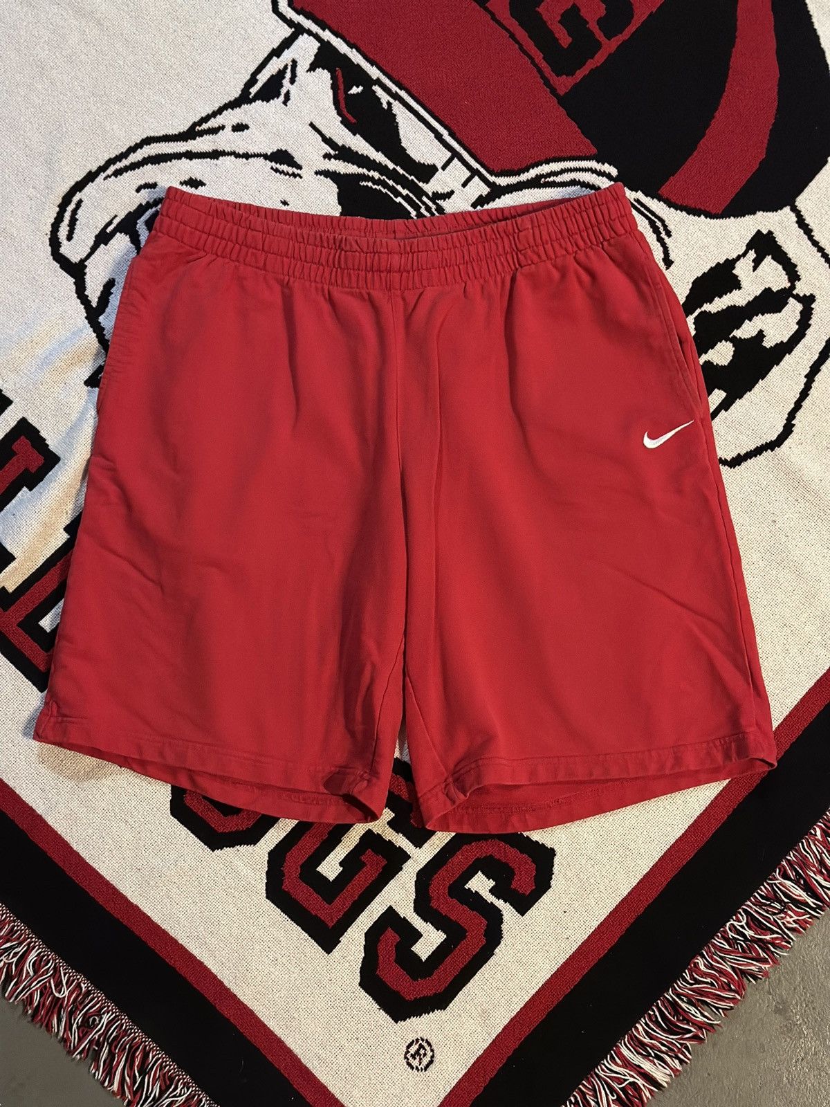 Nike Nike Sweatshorts Size US 38 / EU 54 - 1 Thumbnail