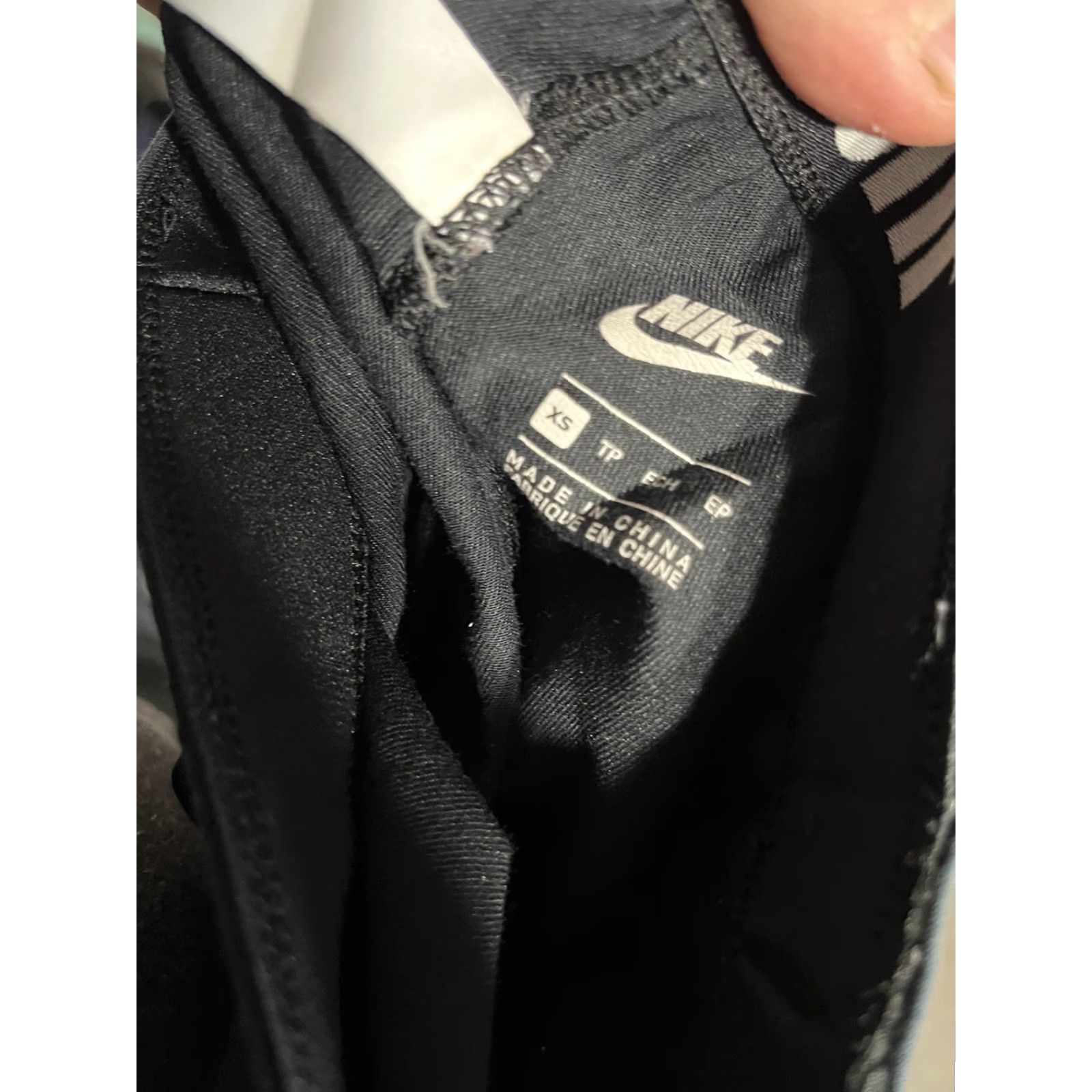 Nike Nike Leg-A-See Leggings Women’s XS Black 726085-010 Cotton Polyester Spandex Comfort Elastic Waist Training Leggings Size 26" / US 2 / IT 38 - 5 Thumbnail