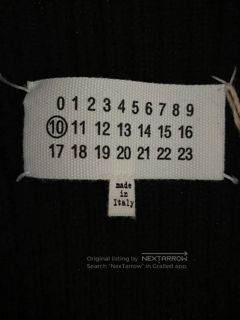 Maison Margiela Maison Margiela Knitted sweater with red brushed glue Size US S / EU 44-46 / 1 - 5 Thumbnail