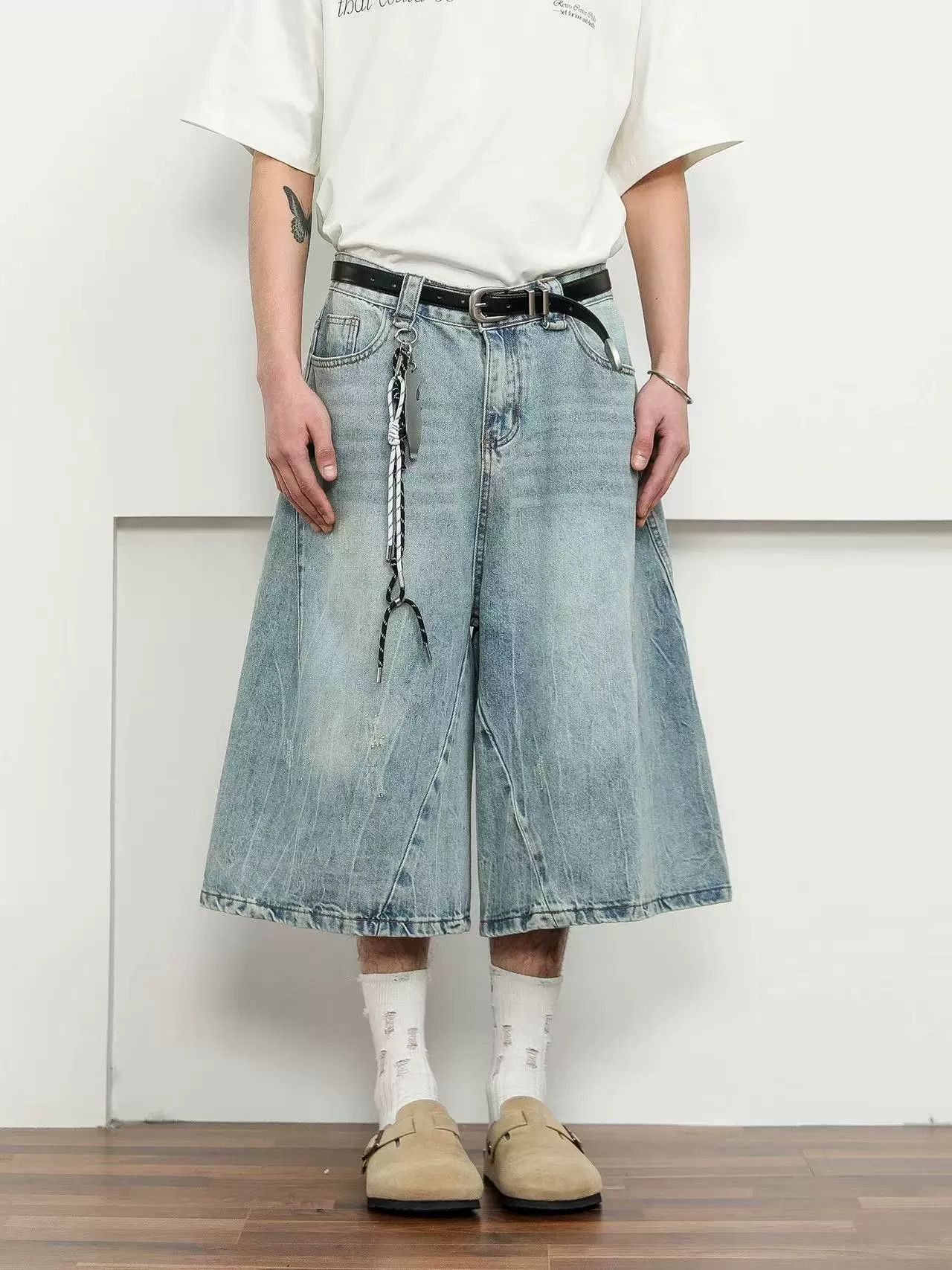 Vintage Vintage washed patchwork distressed loose blue denim shorts Size US 32 / EU 48 - 4 Thumbnail