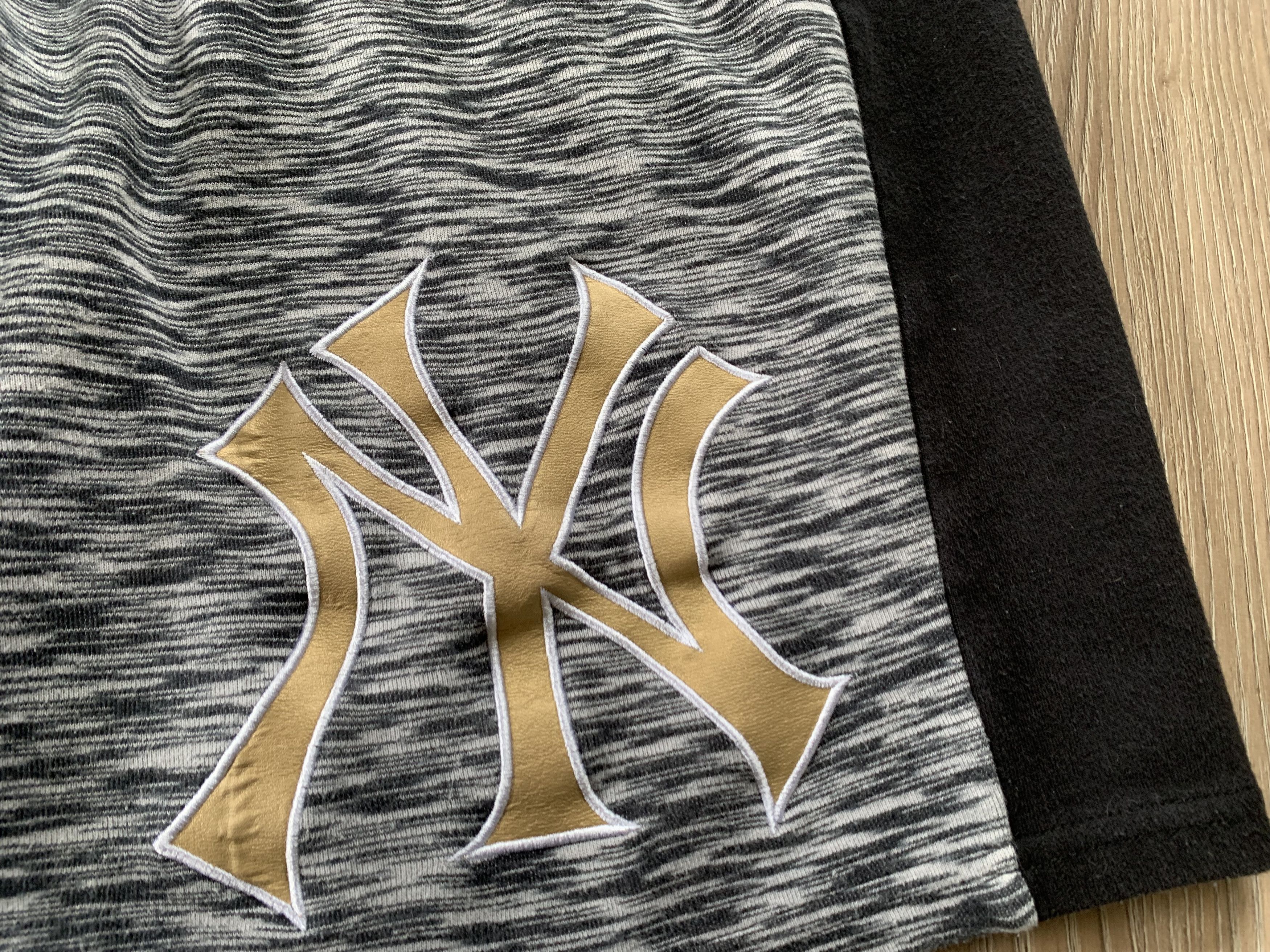 MLB × Majestic Vintage Majestic New York Yankees Printed Cotton Shorts Size US 34 / EU 50 - 5 Thumbnail