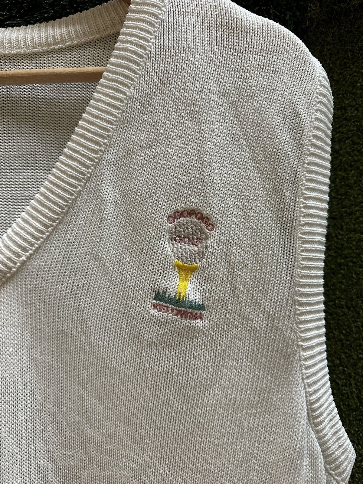 Vintage Vintage Ogopogo Golf Sweater Vest Large Size US L / EU 52-54 / 3 - 4 Thumbnail