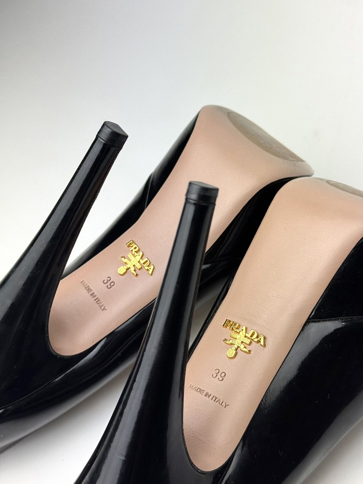 Prada PRADA Black Patent Leather Pumps (with Original Box) Size US 8.5 / IT 38.5 - 7 Thumbnail