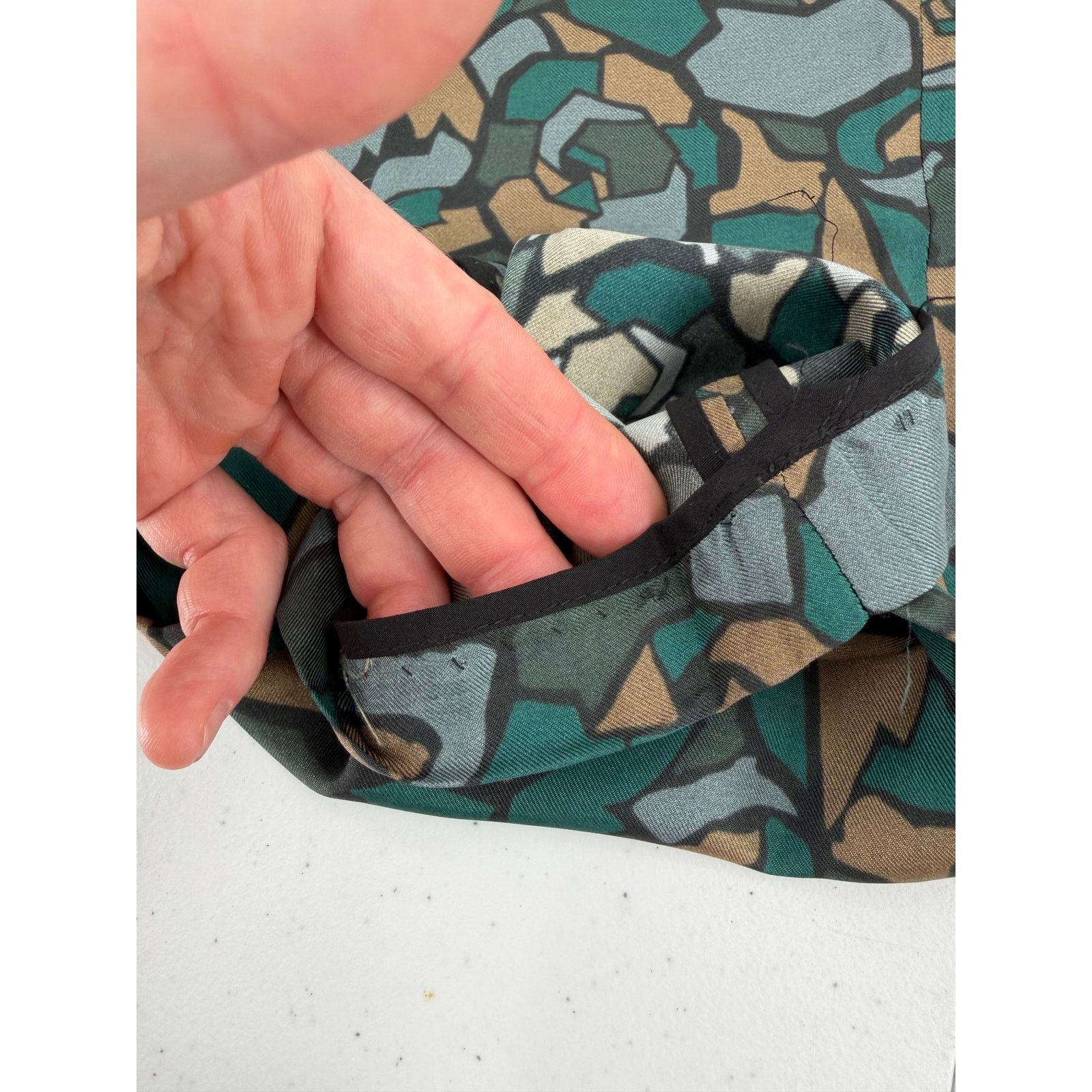 Ronny Kobo Ronny Kobo Camo Floral Army Print Cheran 100% Silk Pants Size 26" / US 2 / IT 38 - 9 Thumbnail