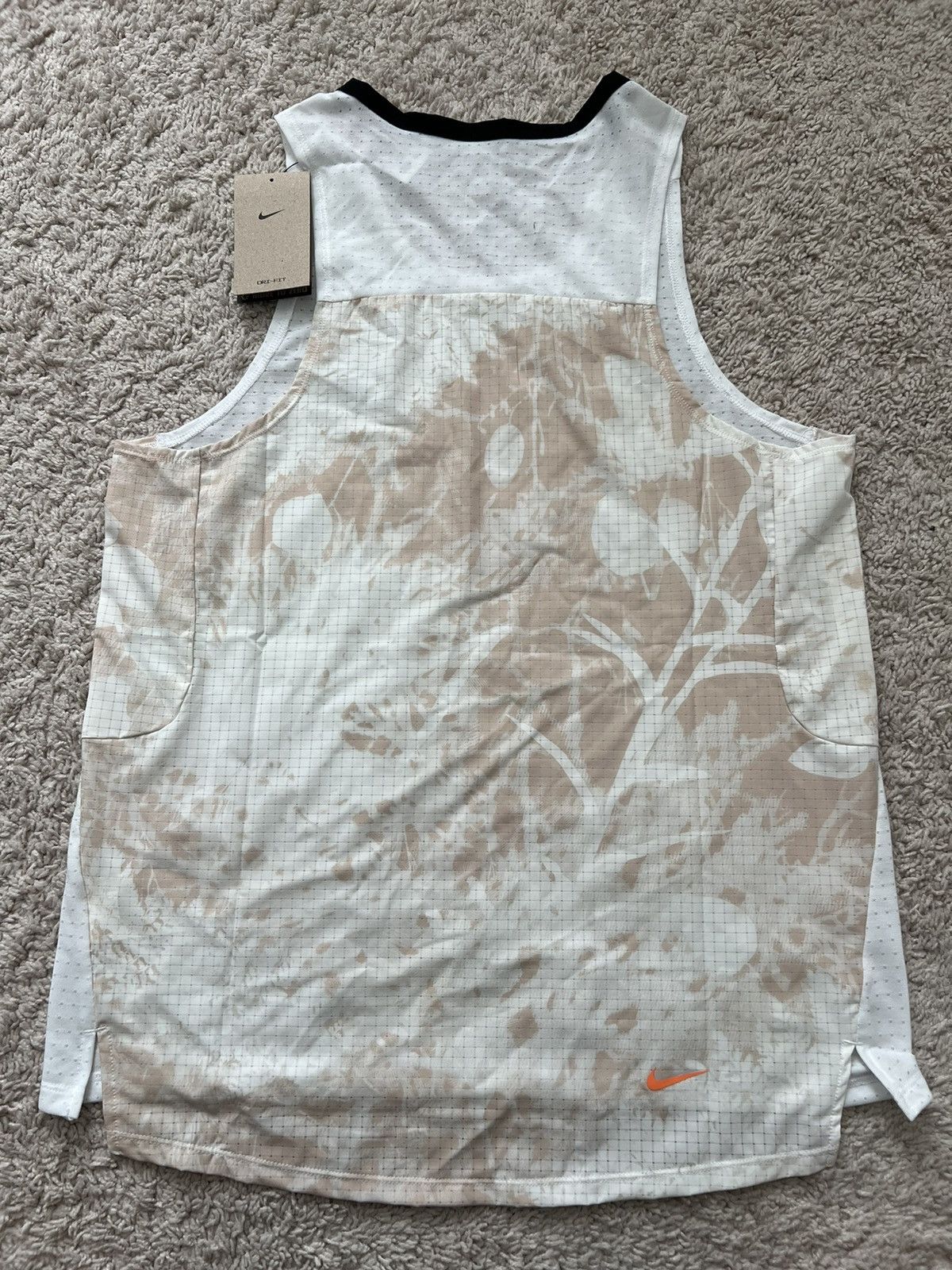 Nike Nike Trail Solar Dri-FIT Reflective Running Tank Top Size US M / EU 48-50 / 2 - 8 Thumbnail