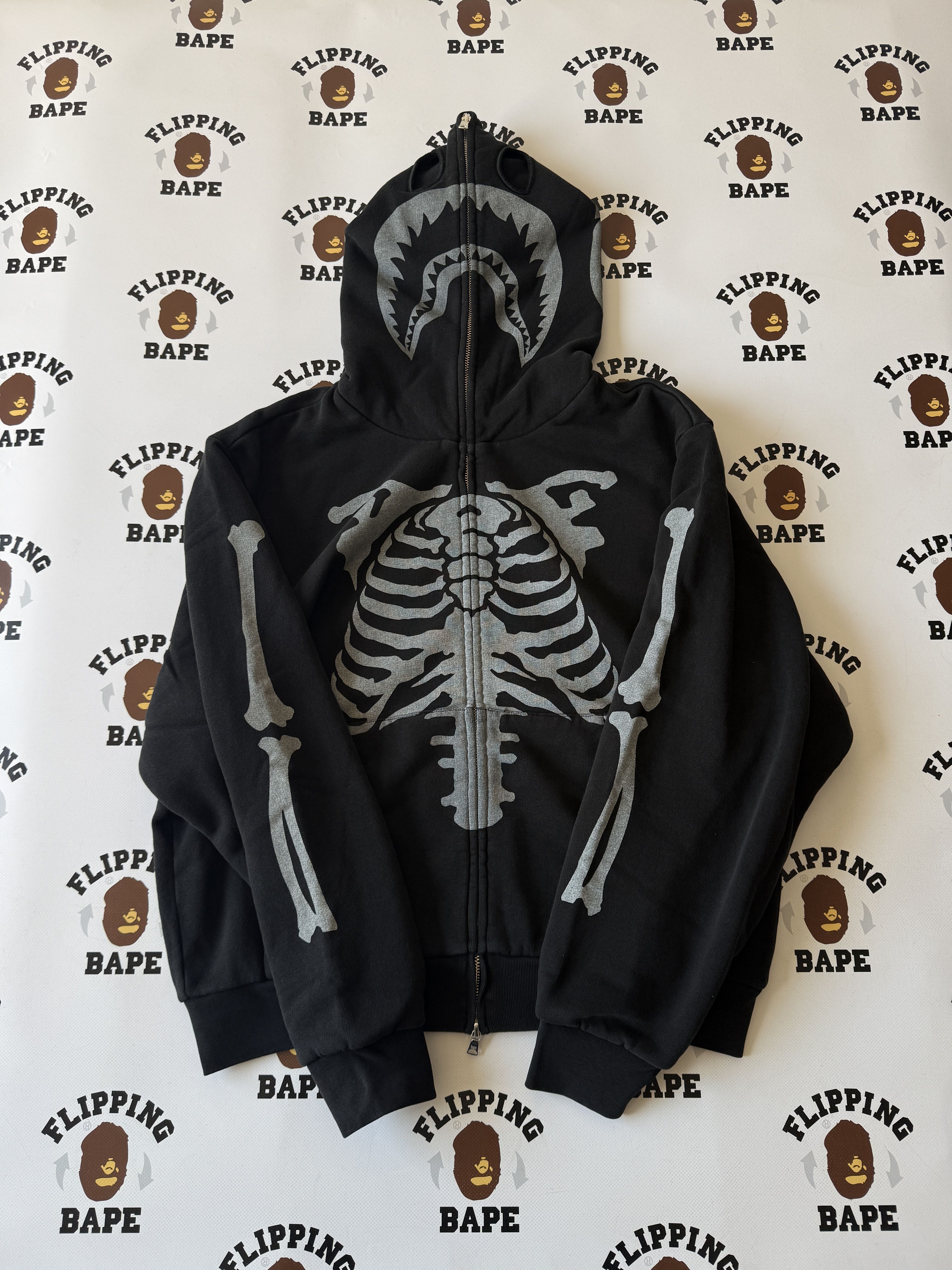 Bape BAPE SKELETON SHARK HEAVY WASHED CROPPED FIT FULL ZIP HOODIE Size US XL / EU 56 / 4 - 2 Thumbnail