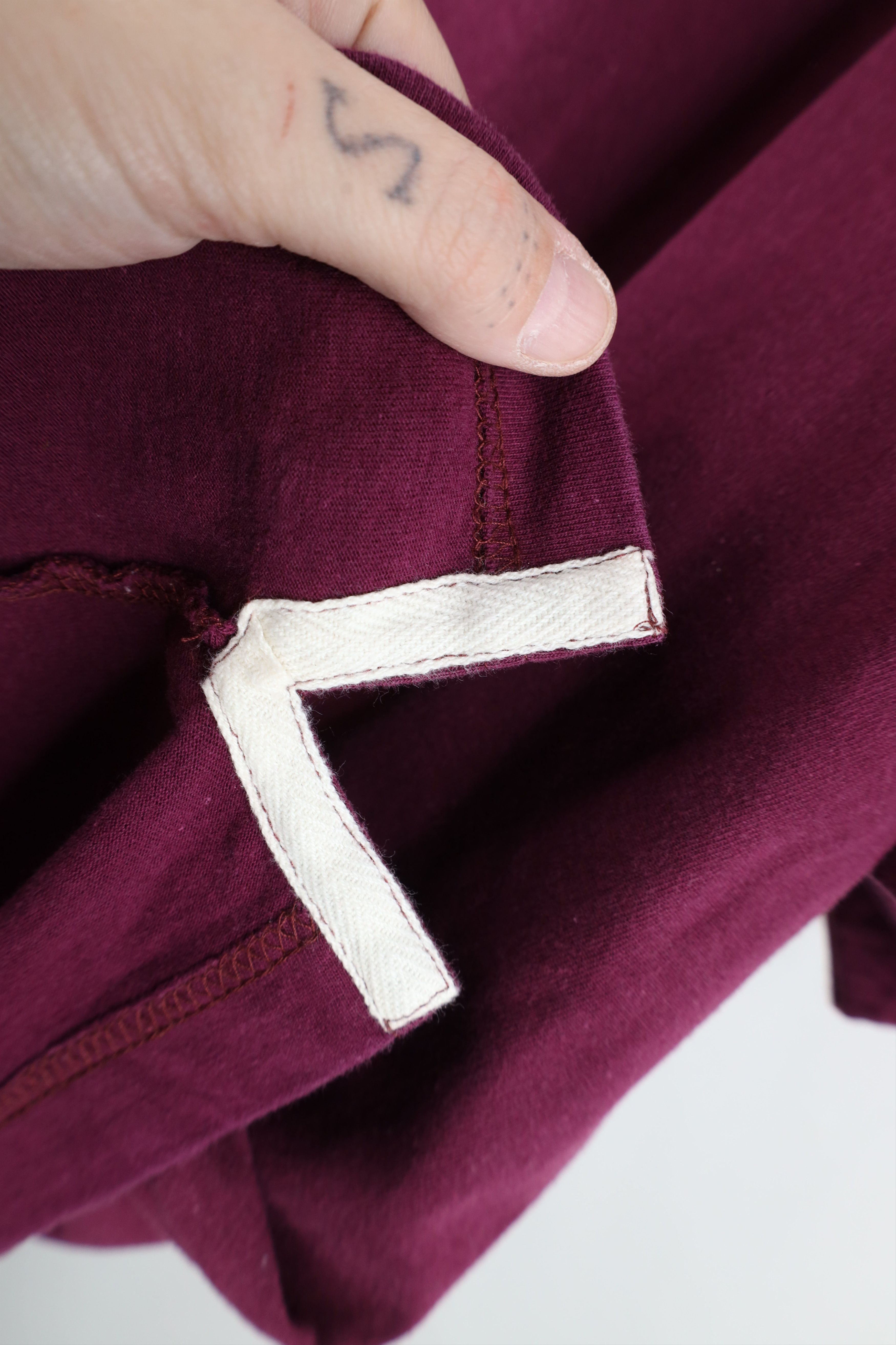 Vintage Vintage 90s Streetwear Blank Baggy Fit Henley T-Shirt Maroon Size US L / EU 52-54 / 3 - 12 Thumbnail