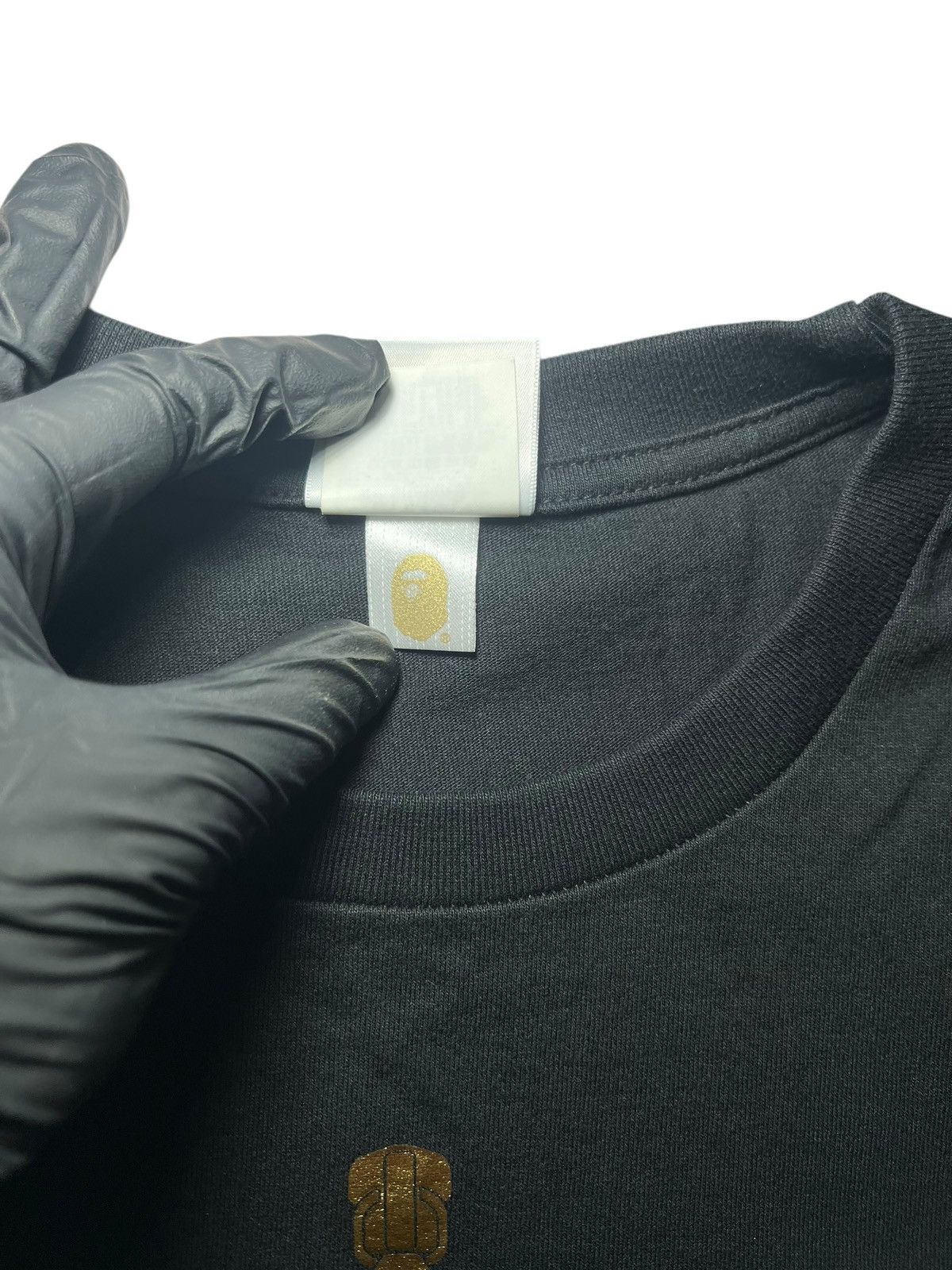 Bape Black Bape Gold Shark T-Shirt Size US L / EU 52-54 / 3 - 4 Thumbnail
