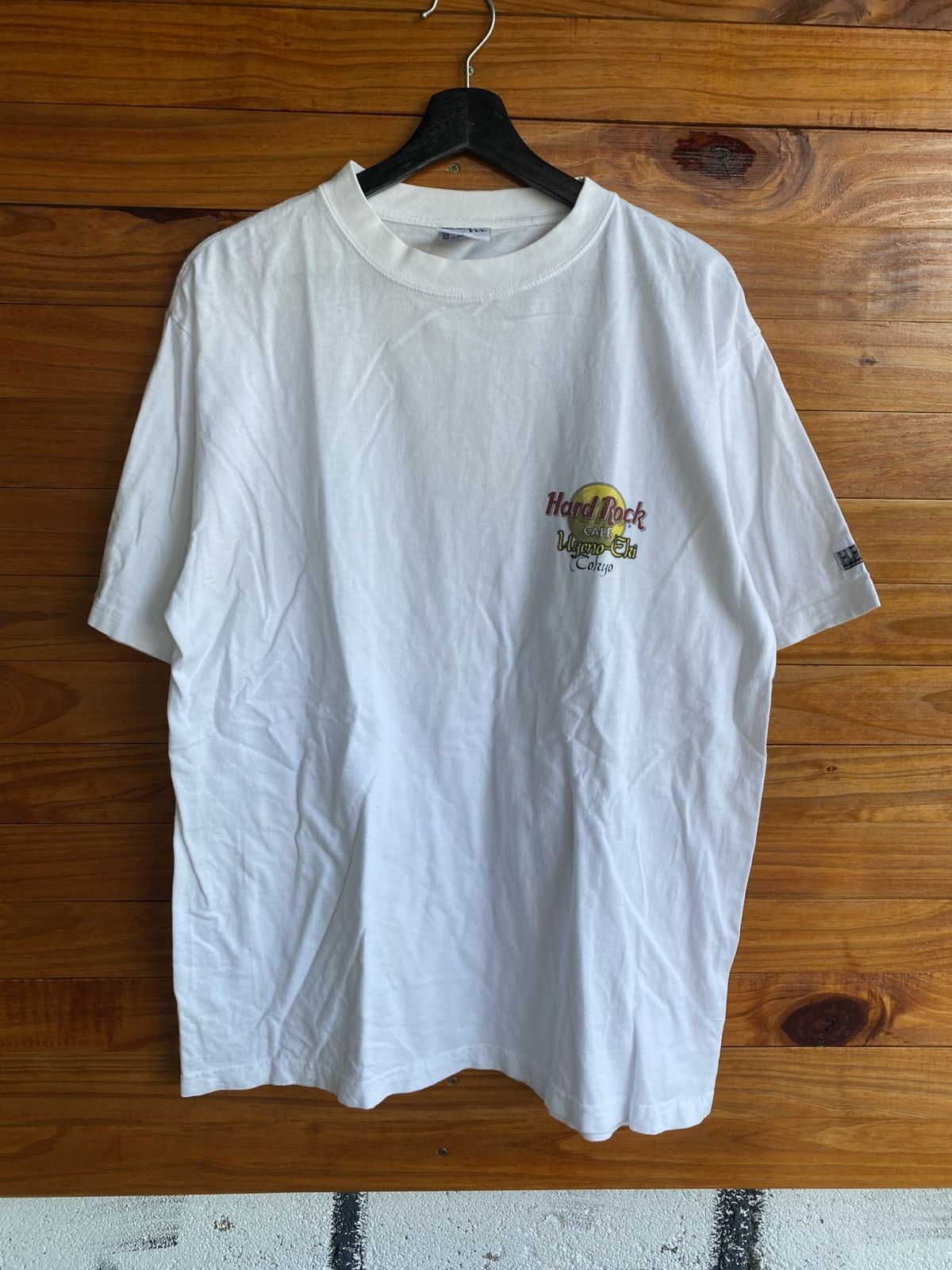 Hard Rock Cafe Vintage Hard Rock Cafe Ueno Eki Tokyo Heavy Tee White TShirt Size US L / EU 52-54 / 3 - 3 Thumbnail