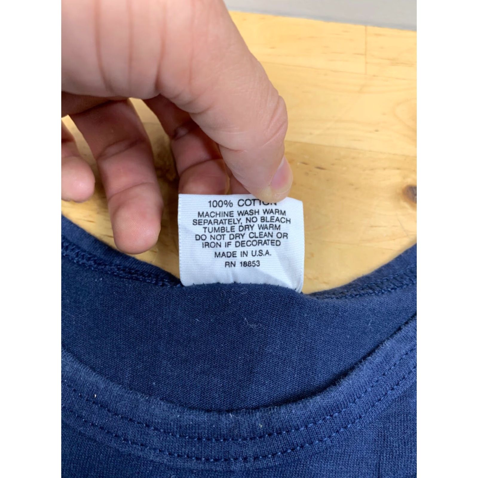 Vintage VINTAGE Georgetown Hoyas Tank Top Mens L Blue Bulldog University 1990s Graphic Tee Sportswear Shirt Men Blue Hoyas Tank Top Size US L / EU 52-54 / 3 - 3 Thumbnail