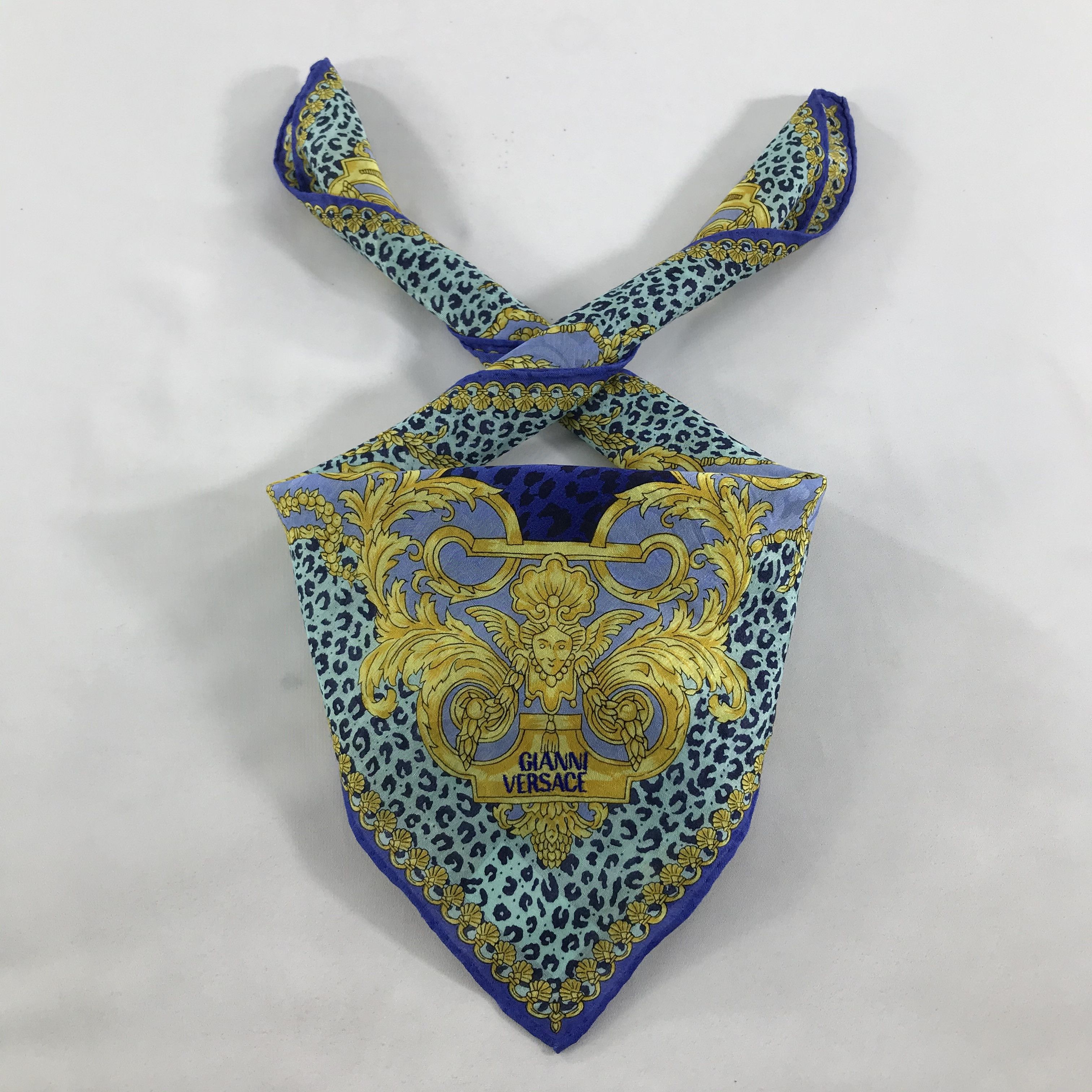 Vintage Gianni Versace Bandana / Handkerchief / Neckerchief - S1206 Size ONE SIZE - 3 Thumbnail