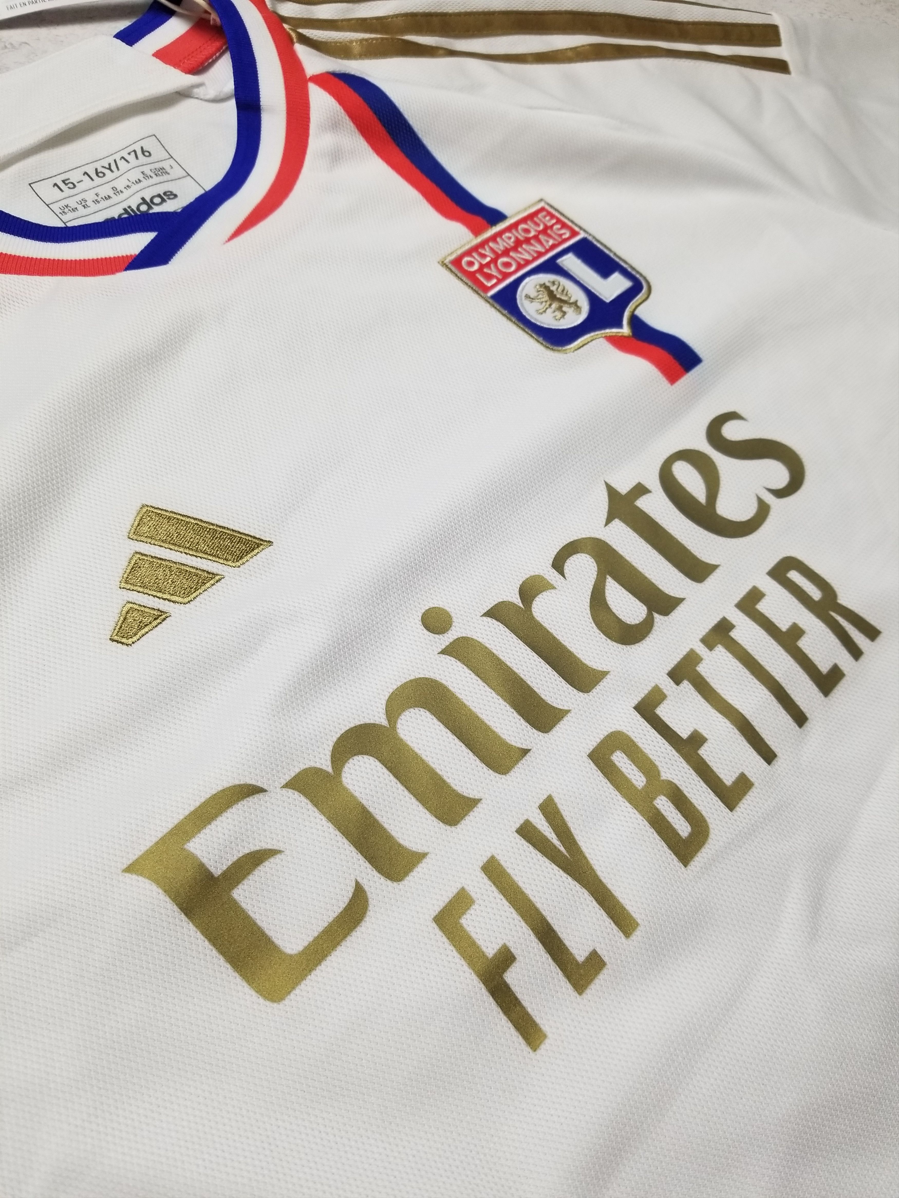 Adidas OLYMPIQUE LYON HOME FOOTBALL JERSEY YOUTH XL 15-16 YEARS Size US XS / EU 42 / 0 - 10 Thumbnail