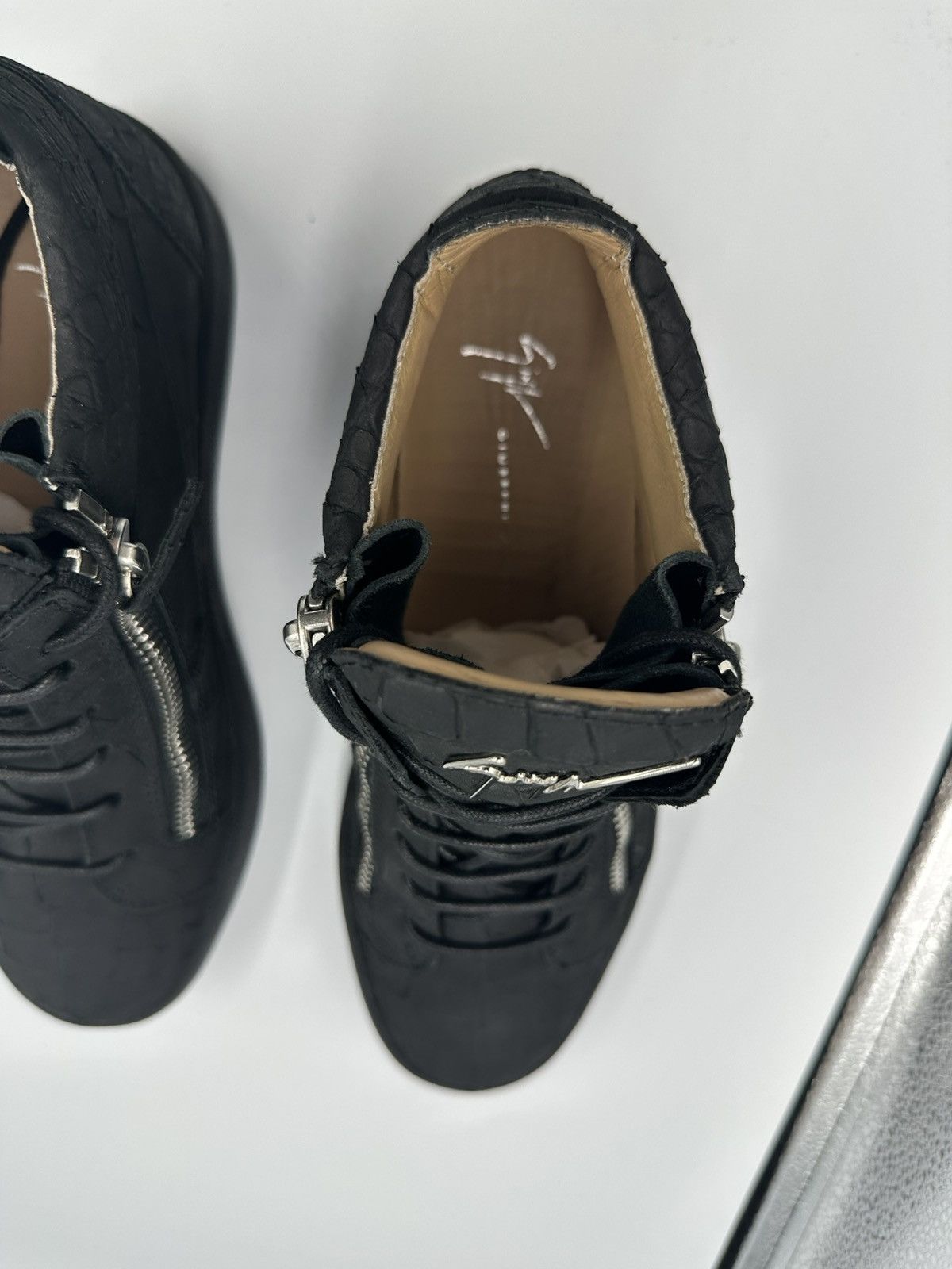 Giuseppe Zanotti Giuseppe Zanotti Hightop Croc Print Sneakers Size US 7.5 / EU 40-41 - 18 Thumbnail
