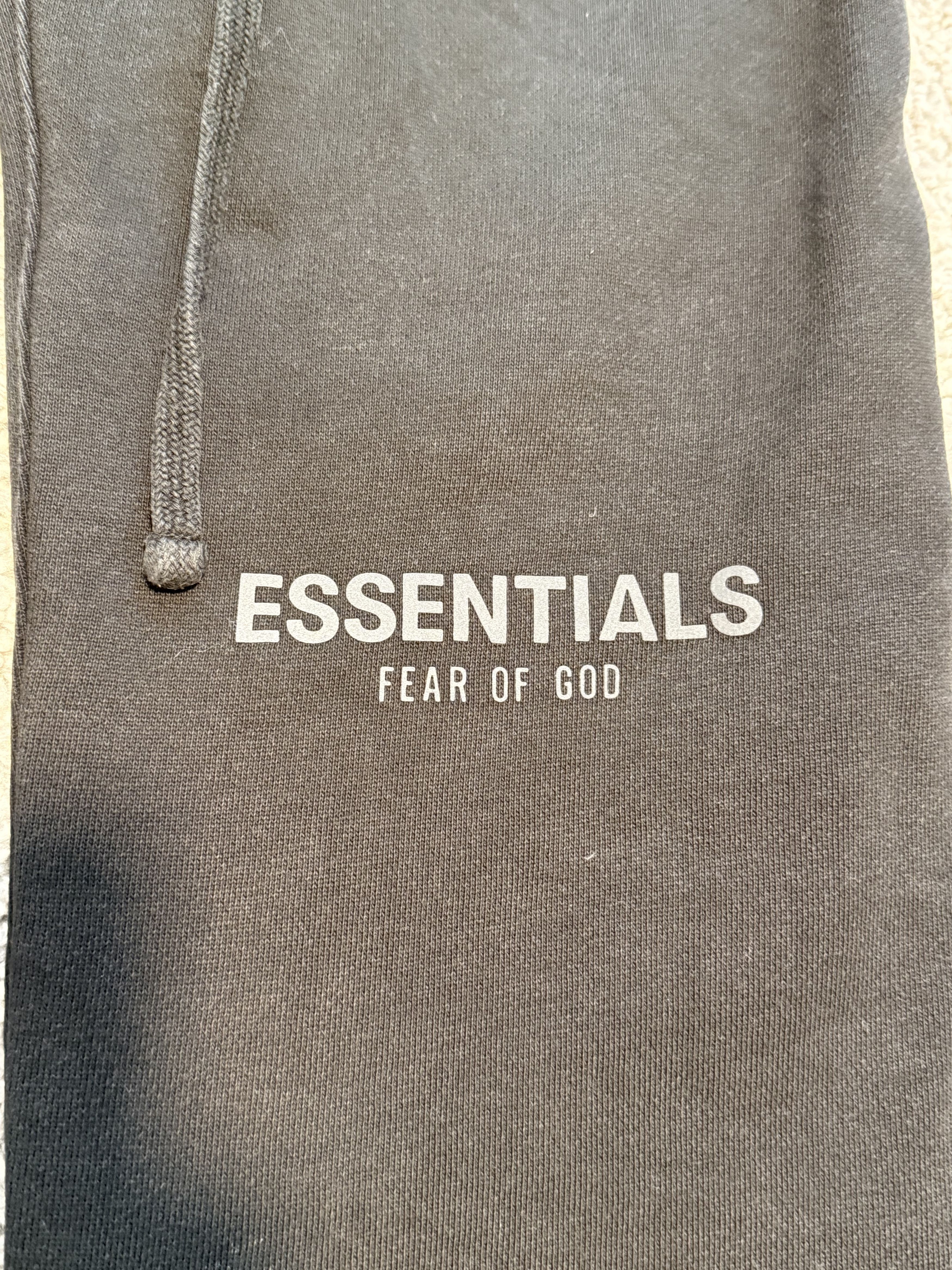 Fear of God Fear of God Essentials Sweatpants Black Size US 30 / EU 46 - 4 Thumbnail