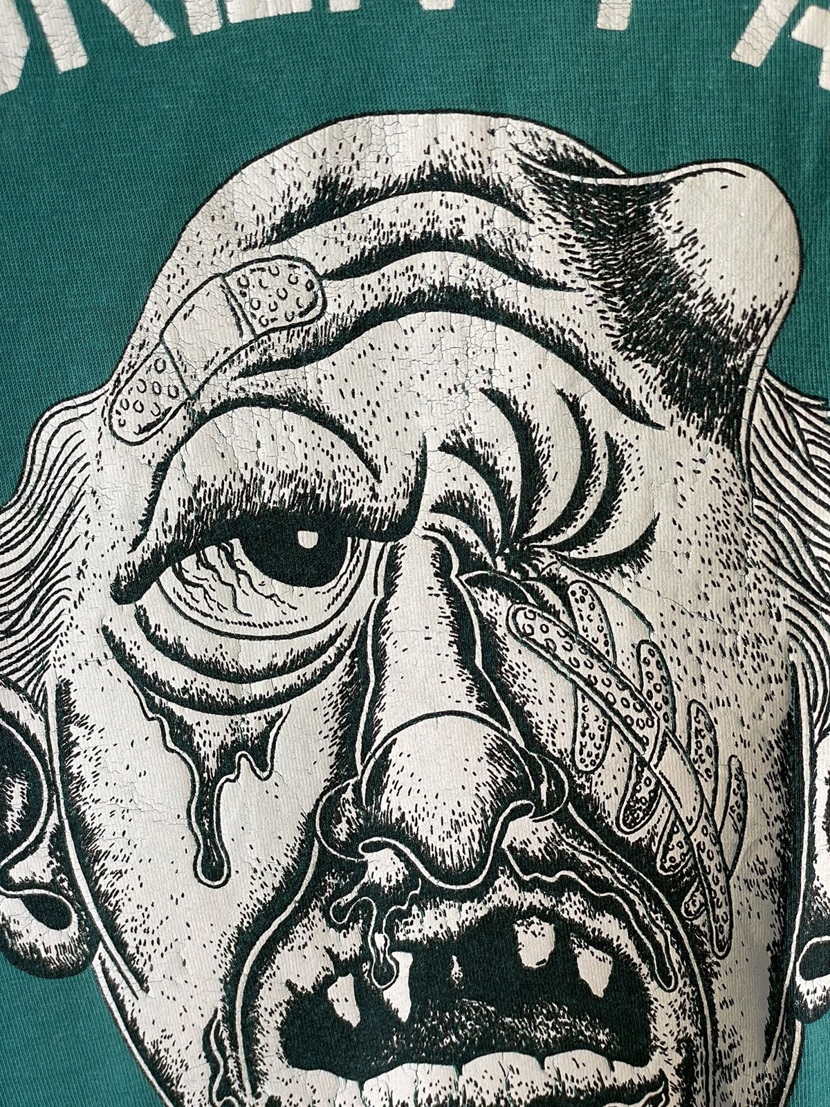 Japanese Brand × Undefeated Vintage Undefeated “broken face squad” tee shirt Size US L / EU 52-54 / 3 - 16 Thumbnail