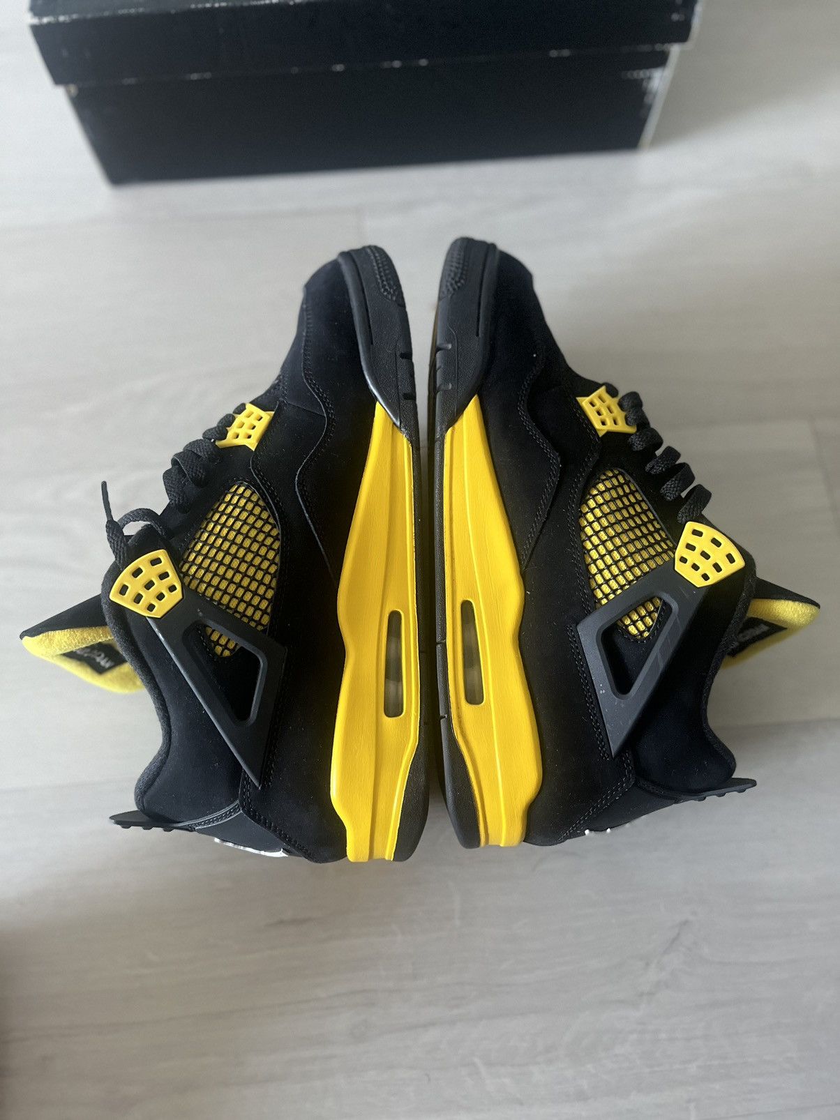 Jordan Brand Jordan 4 “Thunder” Size US 11.5 / EU 44-45 - 4 Thumbnail