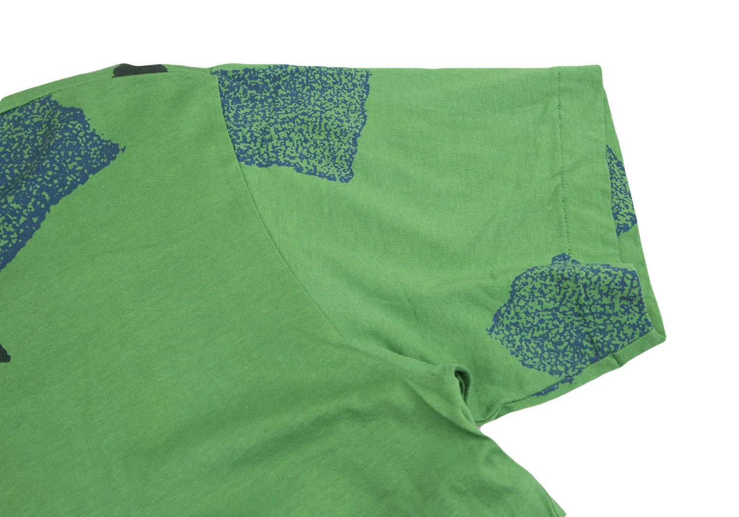 Issey Miyake Graphic Print T-Shirt in Green, Size M Size US M / EU 48-50 / 2 - 5 Thumbnail