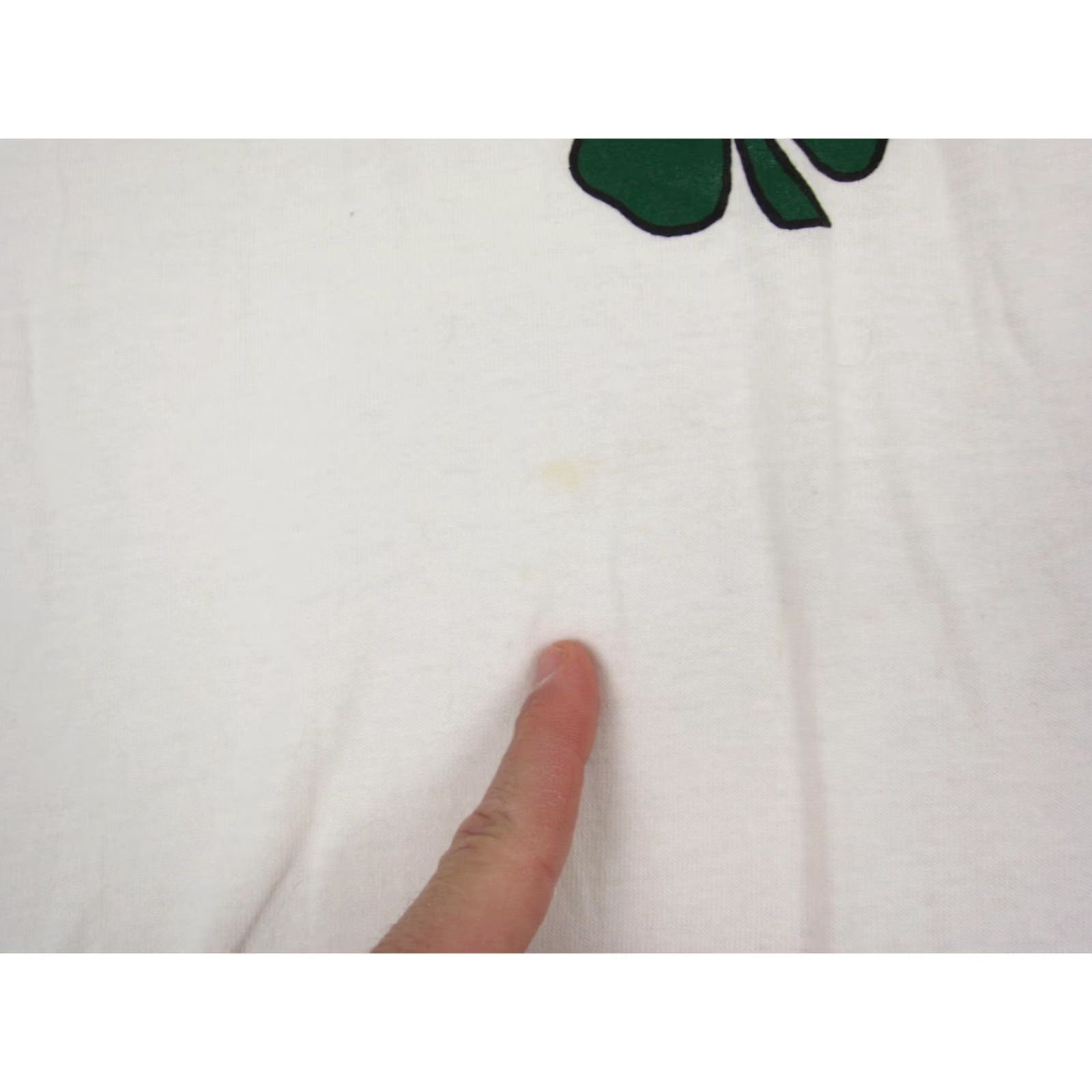 Fruit Of The Loom VINTAGE Fruit of the Loom Shirt Mens M White 80s 90s USA Clover Pattern Crew Neck Short Sleeve T-Shirt Size US M / EU 48-50 / 2 - 3 Thumbnail